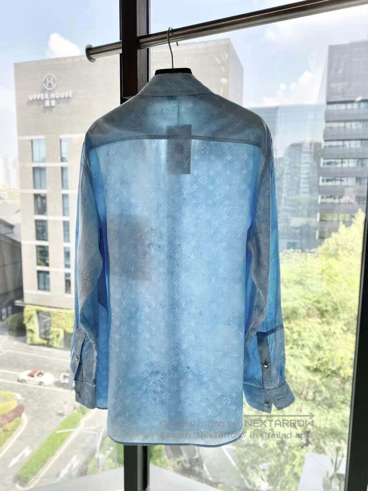 Louis Vuitton Louis Vuitton The old flower is full of printed shirts| Size XS / US 0-2 / IT 36-38 - 3 Thumbnail