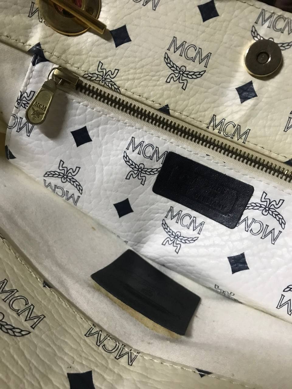 MCM Vintage MCM White Leather Chain Tote Bag Visetos Cognac Size ONE SIZE - 7 Thumbnail