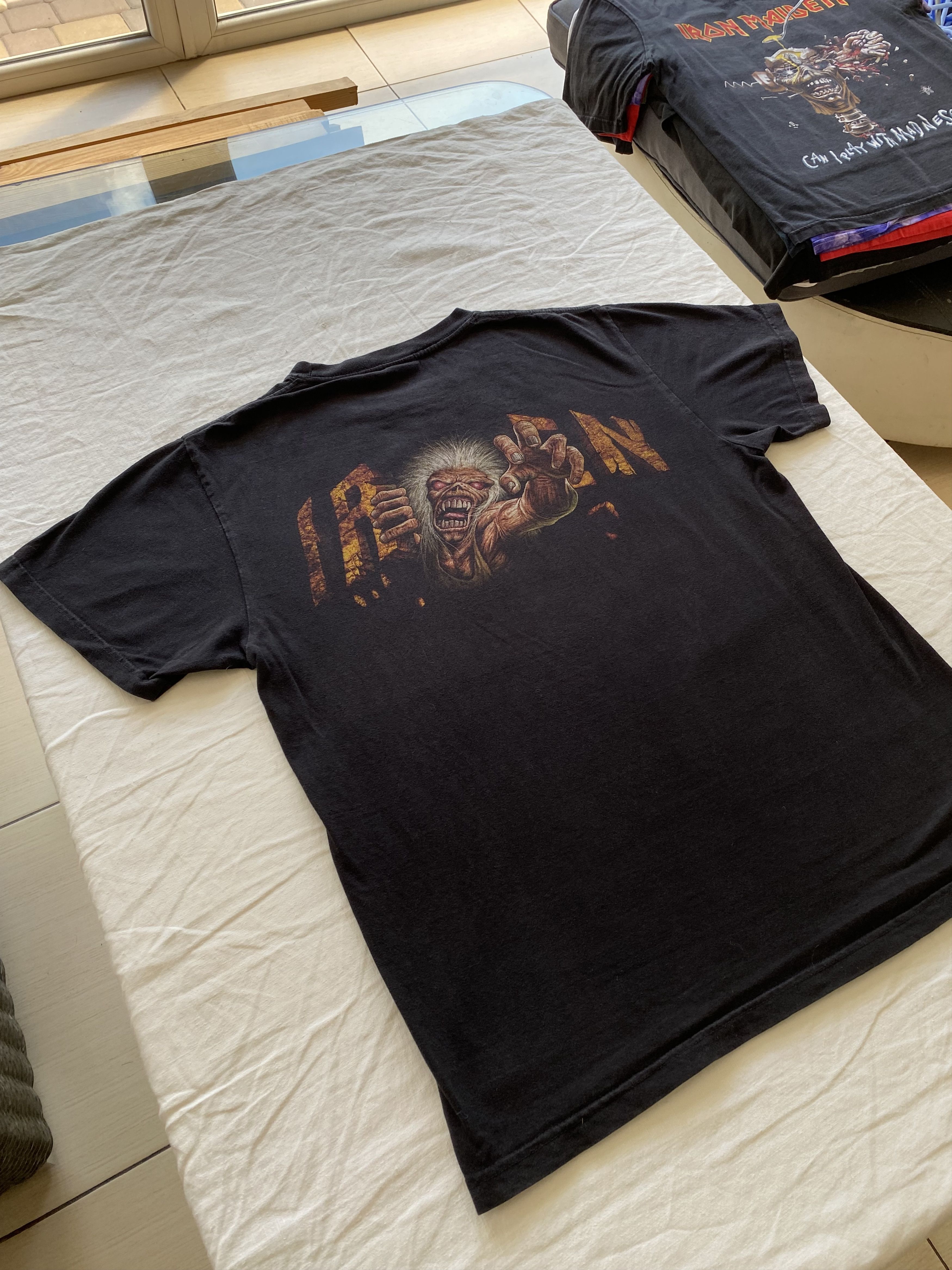 Band Tees Vintage 2000s Iron Maiden The Trooper Rock Band T-shirt Size US L / EU 52-54 / 3 - 19 Thumbnail