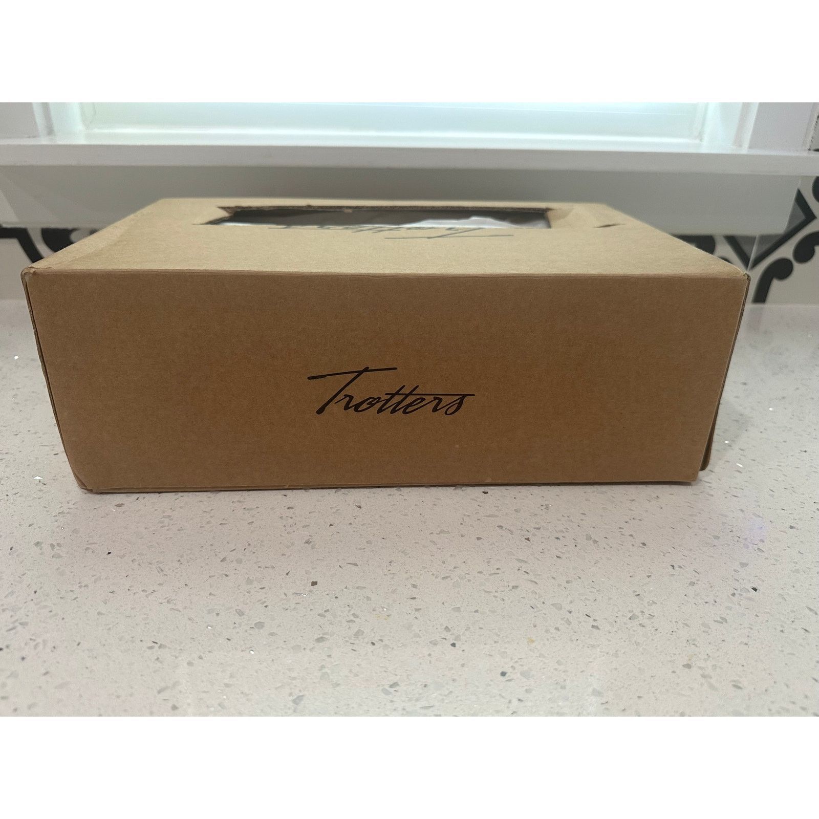 Other Trotters Women's Kiera Pump, Nude, Size 9.5 Size US 9.5 / IT 39.5 - 4 Thumbnail