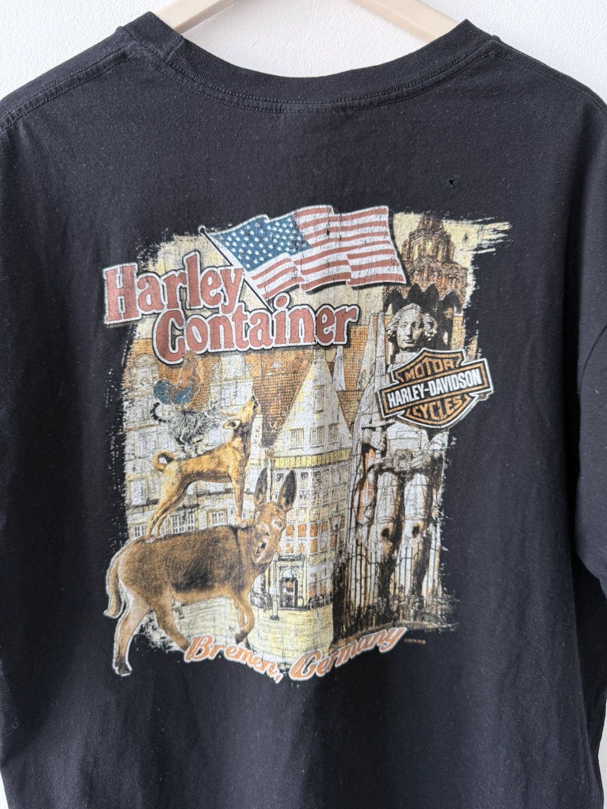 Harley Davidson Vintage 2015 Harley Davidson Police Girl T Shirt Size US XL / EU 56 / 4 - 8 Thumbnail