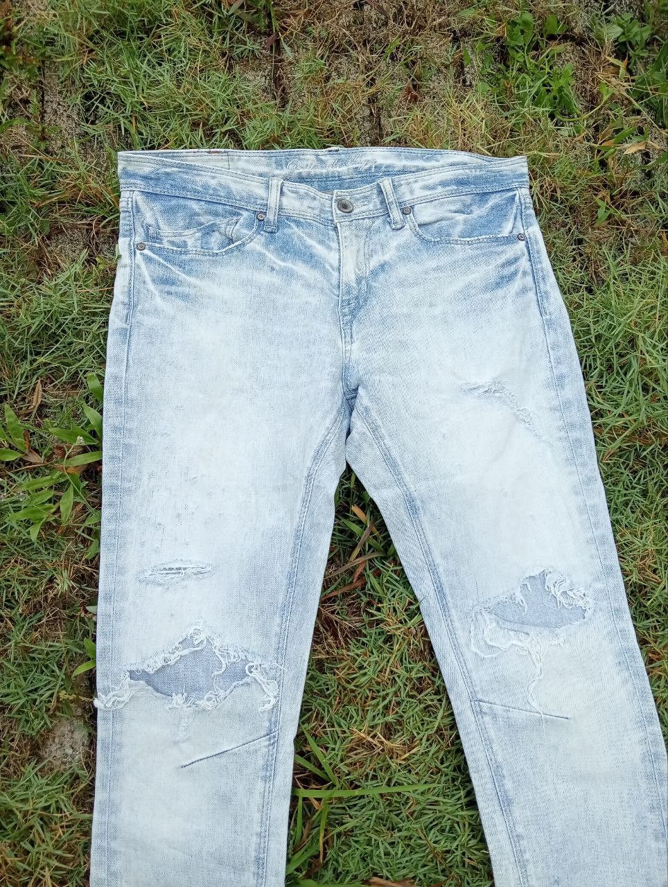 GOSTAR DE FUGA Gostar De Fuga Japan Ankle Zip Distressed Jeans Size US 33 - 4 Thumbnail