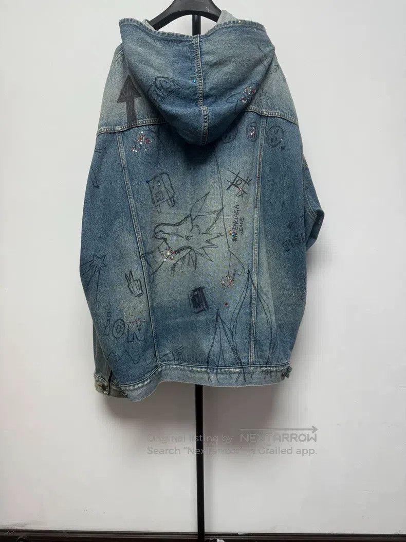 Balenciaga Balenciaga Graffiti Printed Hooded Denim Jacket Size US L / EU 52-54 / 3 - 2 Thumbnail