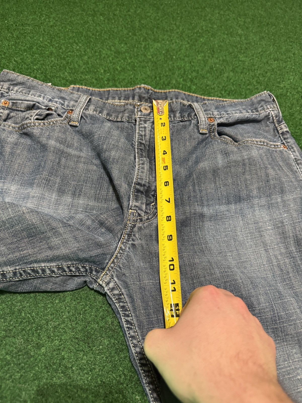 Levi's Vintage Clothing Vintage Levis 569 Loose Straight Baggy Y2K 37x29 Jeans Size US 37 - 11 Thumbnail