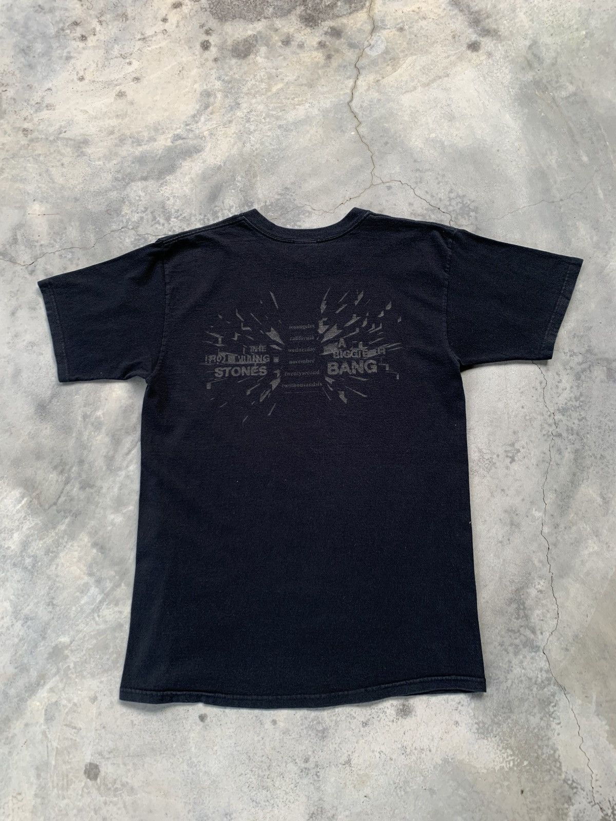 Band Tees Vintage 2006 The Rolling Stone Tongue All Black Tour Tshirt Size US L / EU 52-54 / 3 - 4 Thumbnail