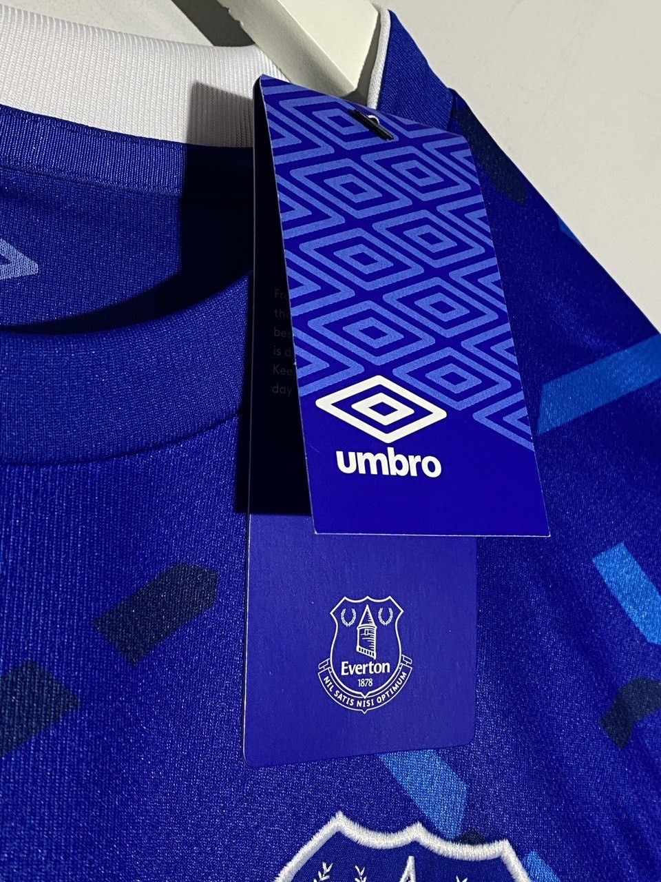 Umbro Umbro Everton Home 2019/20 Football Shirt Soccer Jersey Size US M / EU 48-50 / 2 - 9 Thumbnail