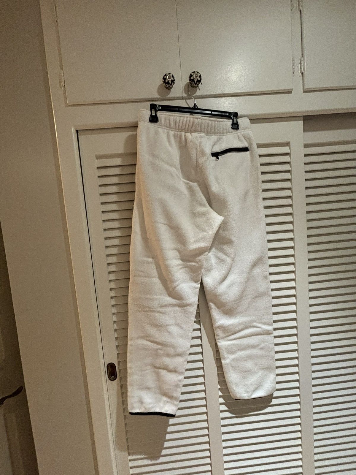 Champion Champion polartec white sweatpants medium Size US 32 / EU 48 - 2 Thumbnail