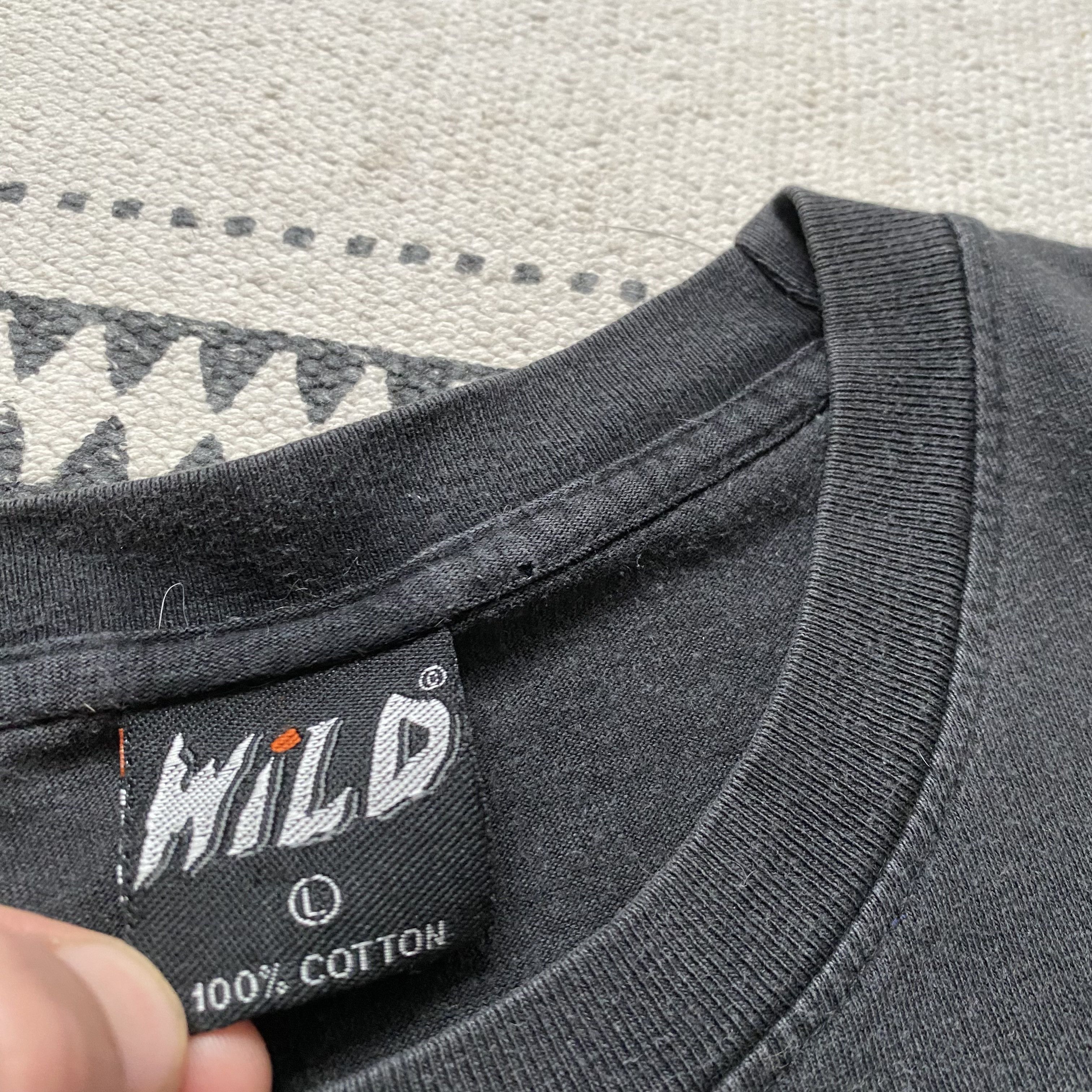 The Mountain 🐺 Vintage 90s Faded Animal Wolf Forest tee WILD Wolves Size US M / EU 48-50 / 2 - 5 Thumbnail
