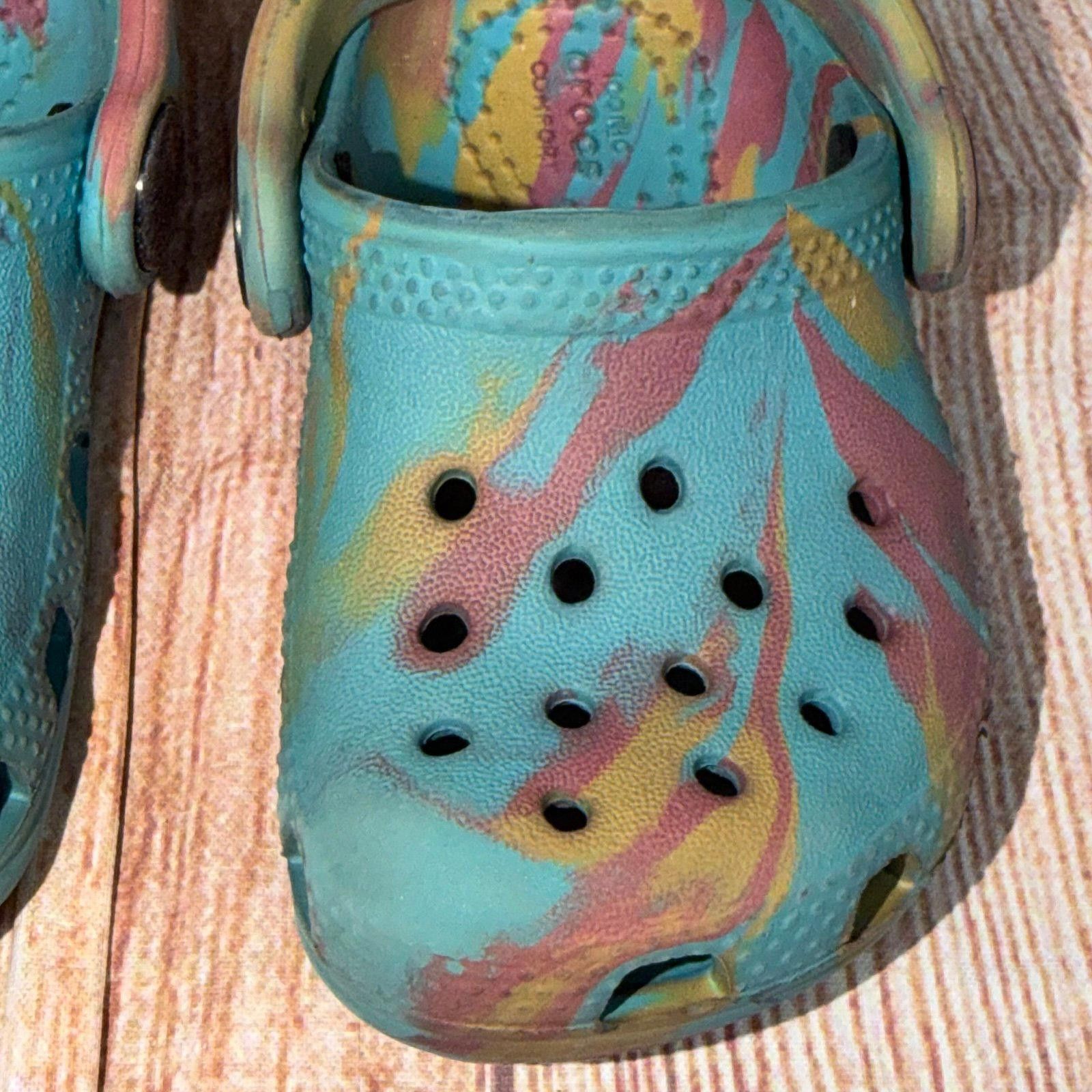Crocs Baby Girl size 4 Crocs Size US 4 / IT 34 - 3 Thumbnail