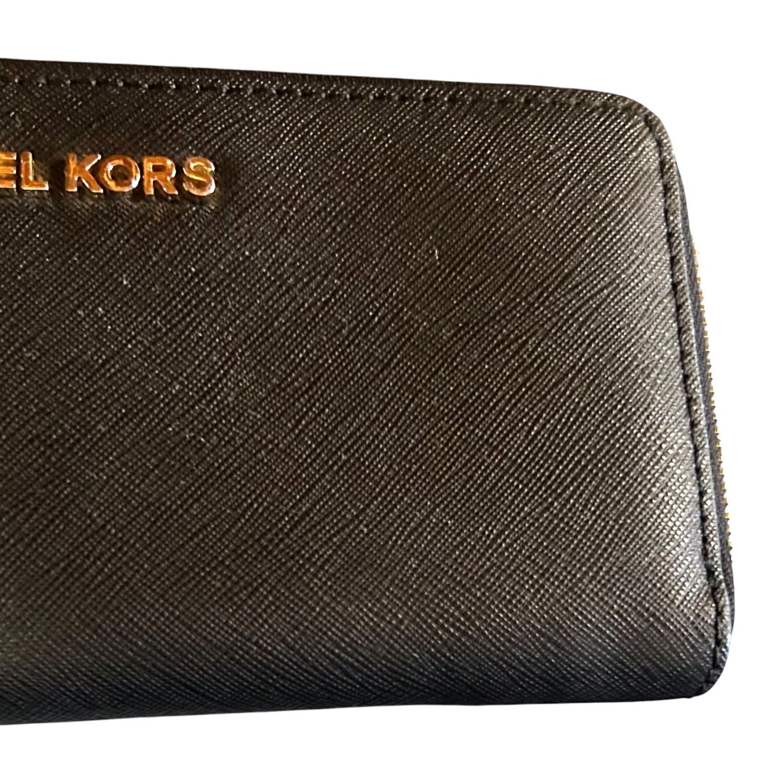 Michael Kors VINTAGE? No. Size ONE SIZE - 3 Thumbnail