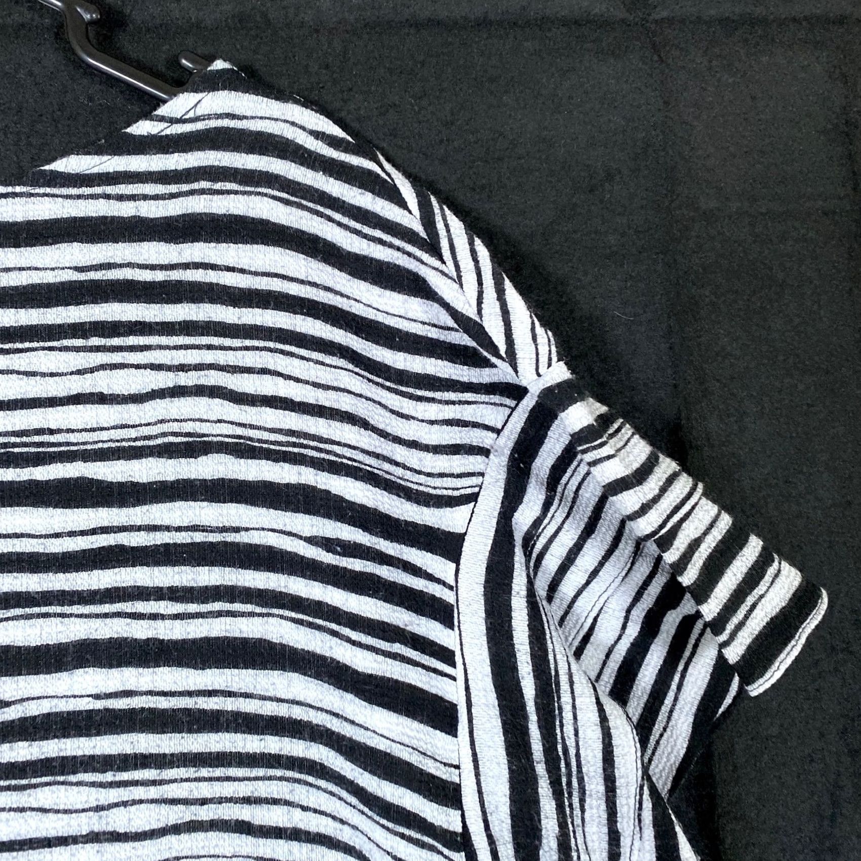 Vintage Chicos Womens Top Black White Wave Stripe Flutter Short Sleeve Stretch 2 (L) Size L / US 10 / IT 46 - 5 Thumbnail