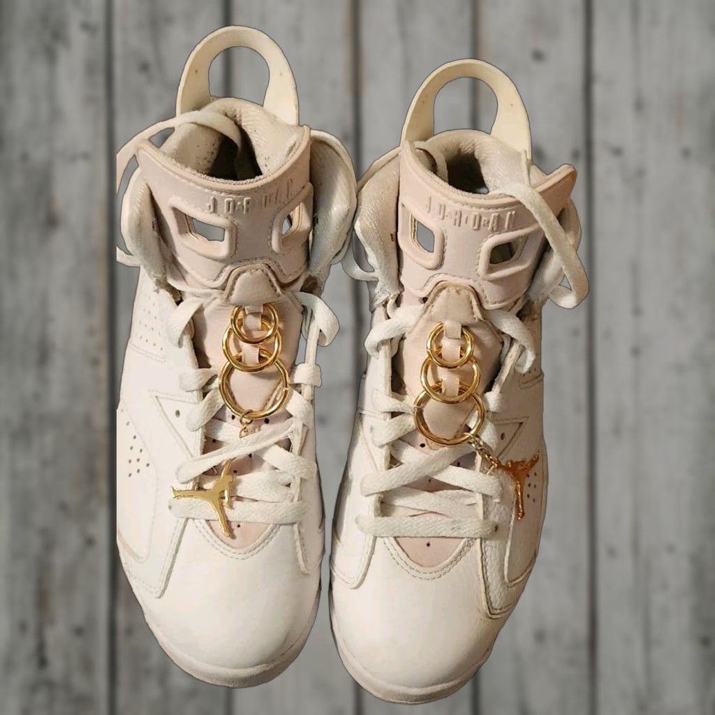 Jordan Brand JORDAN 6 - GOLD HOOPS - 7.5M Sneaker Men's Womens Unisex Adults White Sail Metallic Gold Barely Rose Air Jordan 6 Retro 2021 Basketball Comfort Summer Size US 8 / IT 38 - 1 Thumbnail