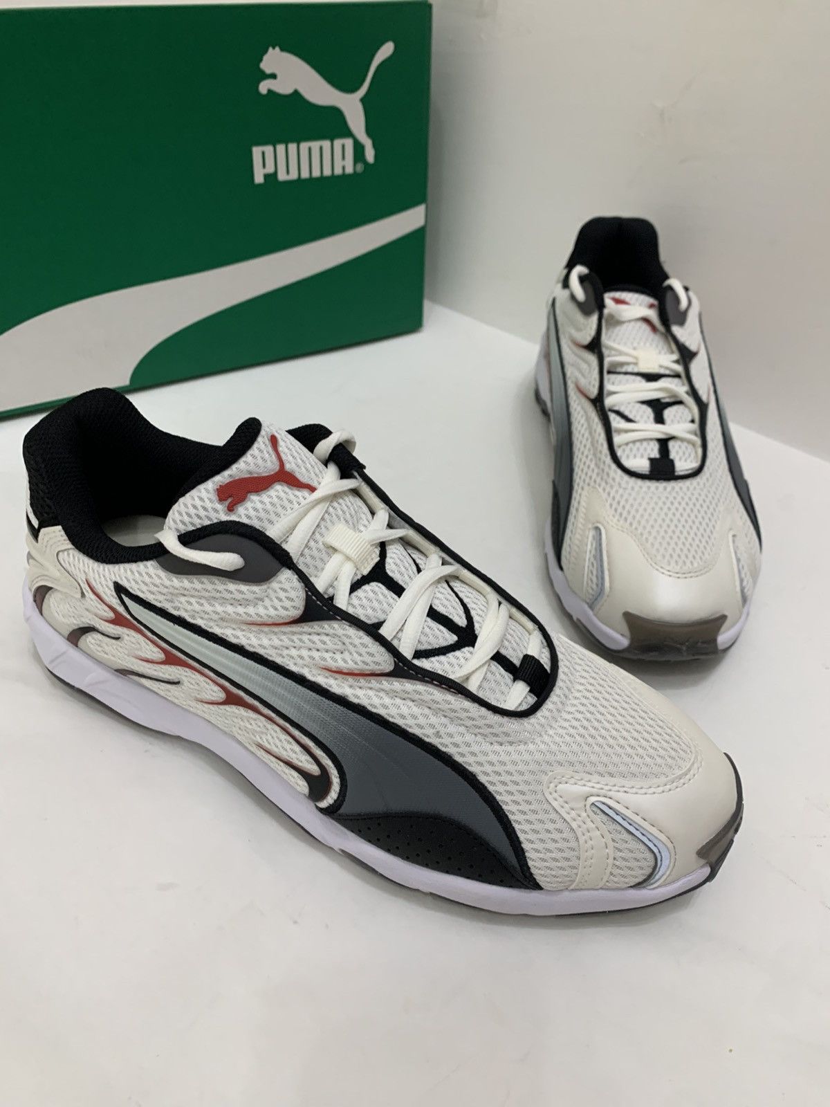 Puma PUMA INHALE SNEAKER Size US 11 / EU 44 - 1 Thumbnail