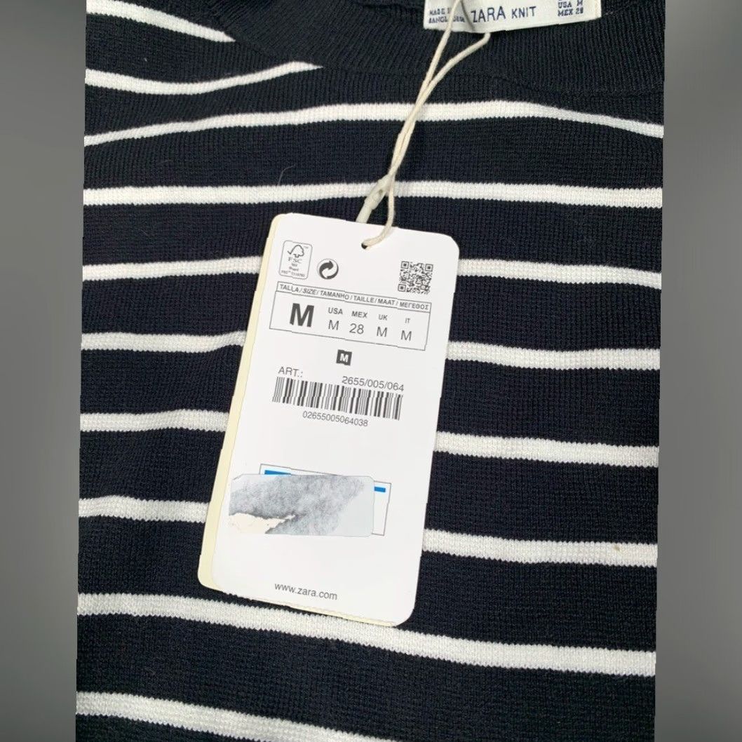 Zara VINTAGE not specified; Zara knit Black and White Striped Sweater Medium Women Pullover M Black Striped Knit Sweatshirt Zara White Black M Adult Women Size M / US 6-8 / IT 42-44 - 4 Thumbnail