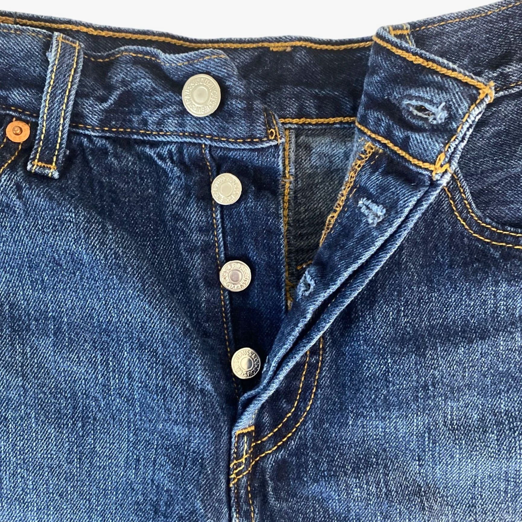 Levi's VINTAGE Levi's 501 Cut Off Button Fly Blue Denim Jean Shorts Womens 27 Size 27 Denim Blue 5-Pocket Womens Short Size 27" / US 4 / IT 40 - 5 Thumbnail