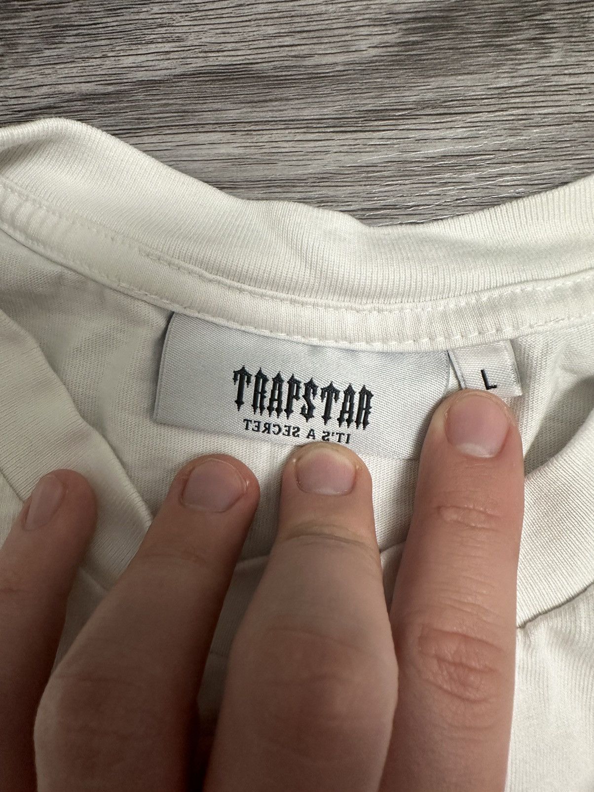 Trapstar London Trapstar London Big Logo T shirt Its a Secret Shooters Size US L / EU 52-54 / 3 - 7 Thumbnail