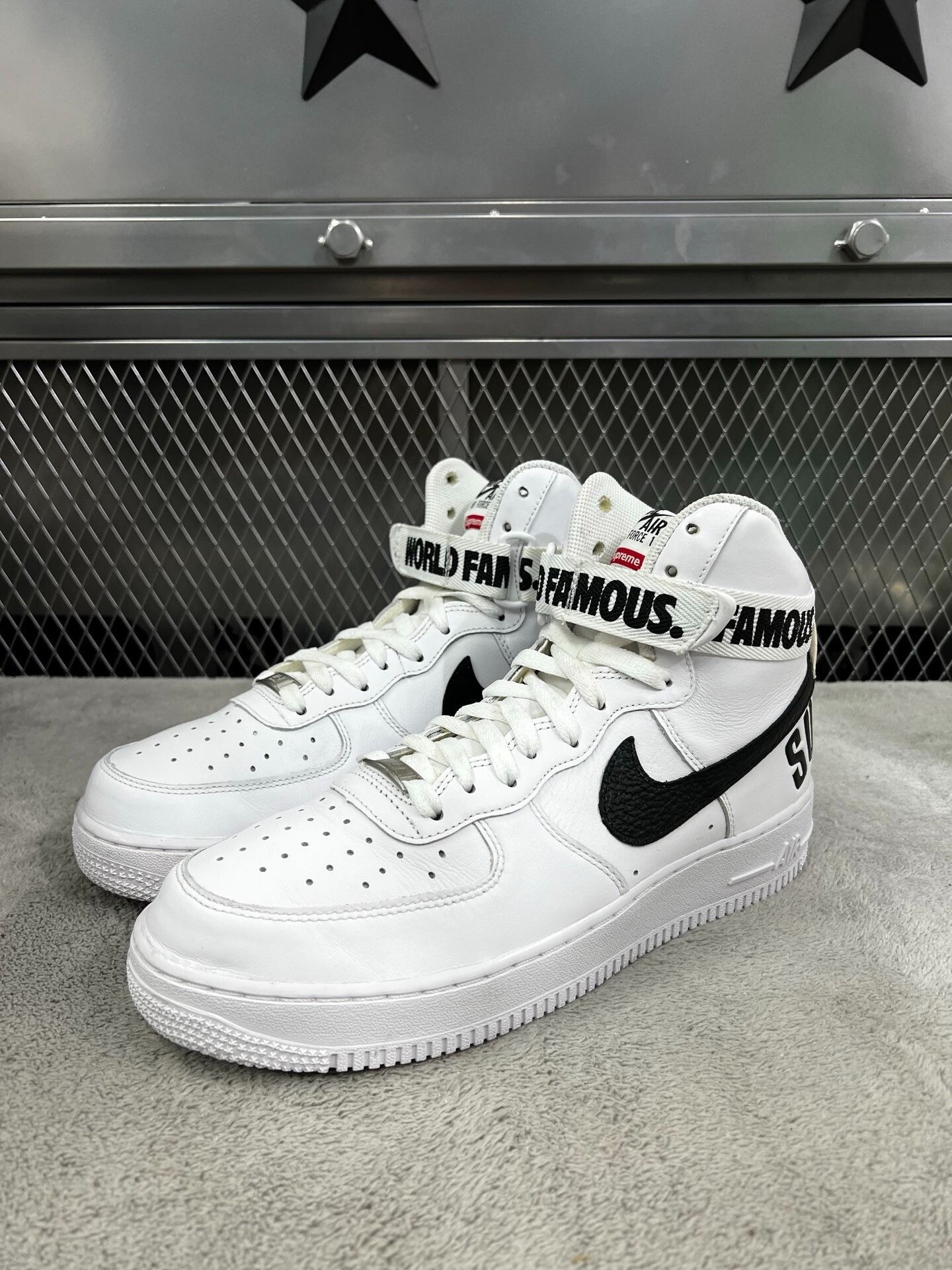 Supreme Supreme White Lowtop Sneakers 43 Men Size US 10 / EU 43 - 1 Thumbnail