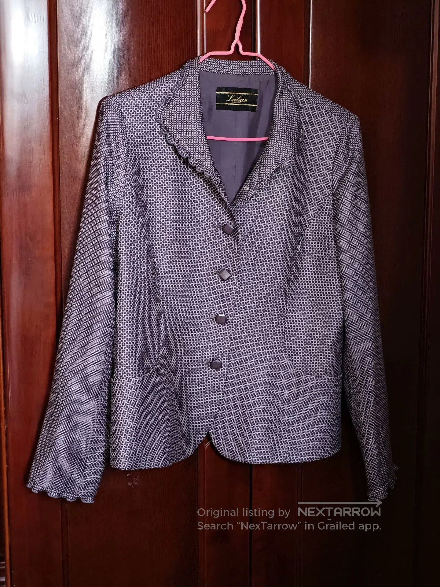 Japanese Brand Italian Silk Blazer by Leilian. Size L / US 10 / IT 46 - 1 Thumbnail