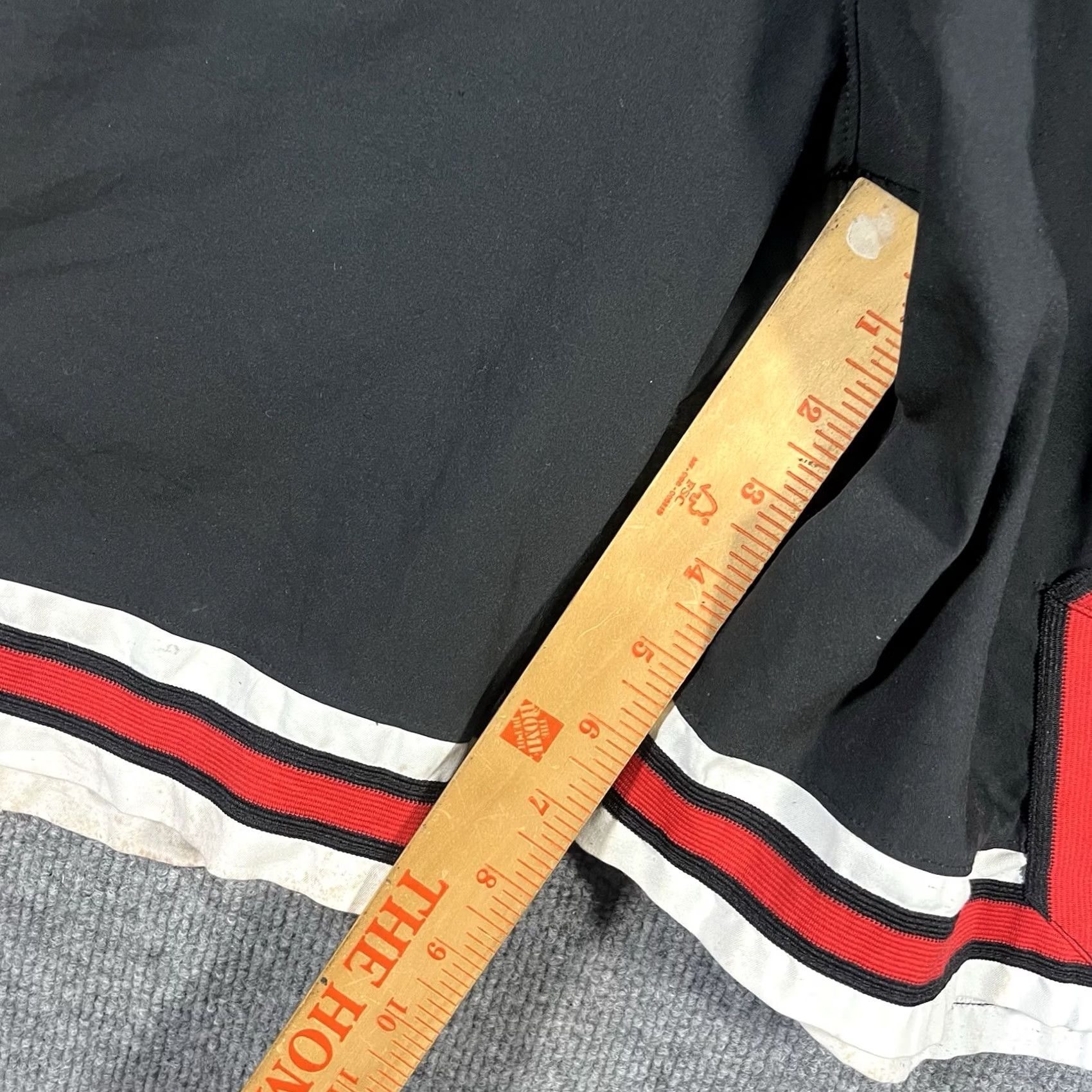 Adidas adidas Chicago Bulls Shorts Mens M Black Red NBA Authentic Basketball Size US 31 - 4 Thumbnail