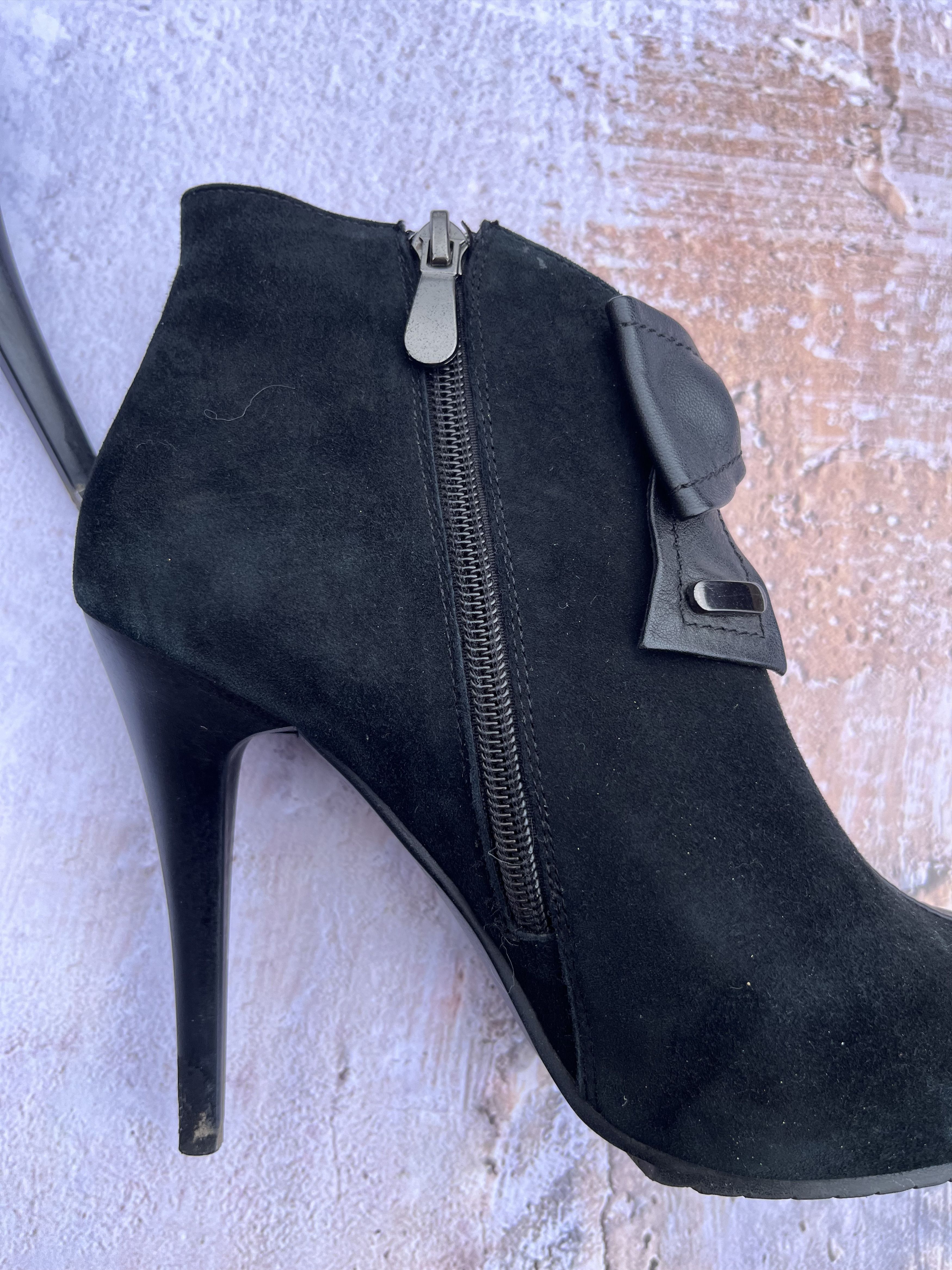 Vintage Vintage Heel Ankle Boots Women’s Size 5/EU36 Size US 5 / IT 35 - 7 Thumbnail