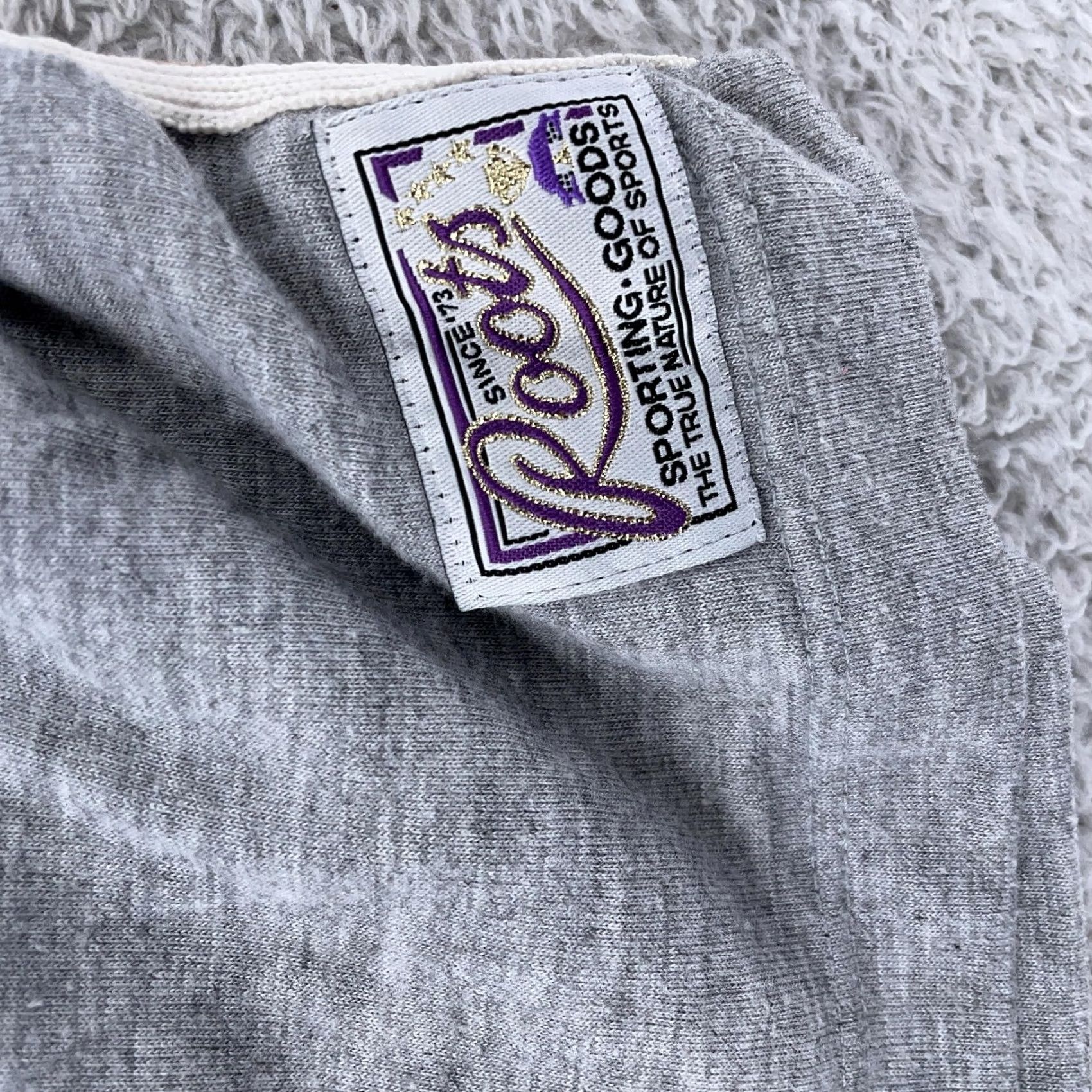 Roots Roots Shirt Womens Gray Banff Graphic Short Sleeve Travel Patriotic Moisture Wicking Lightweight Easy Care Classic/Fitted Sleeve Size S / US 4 / IT 40 - 3 Thumbnail
