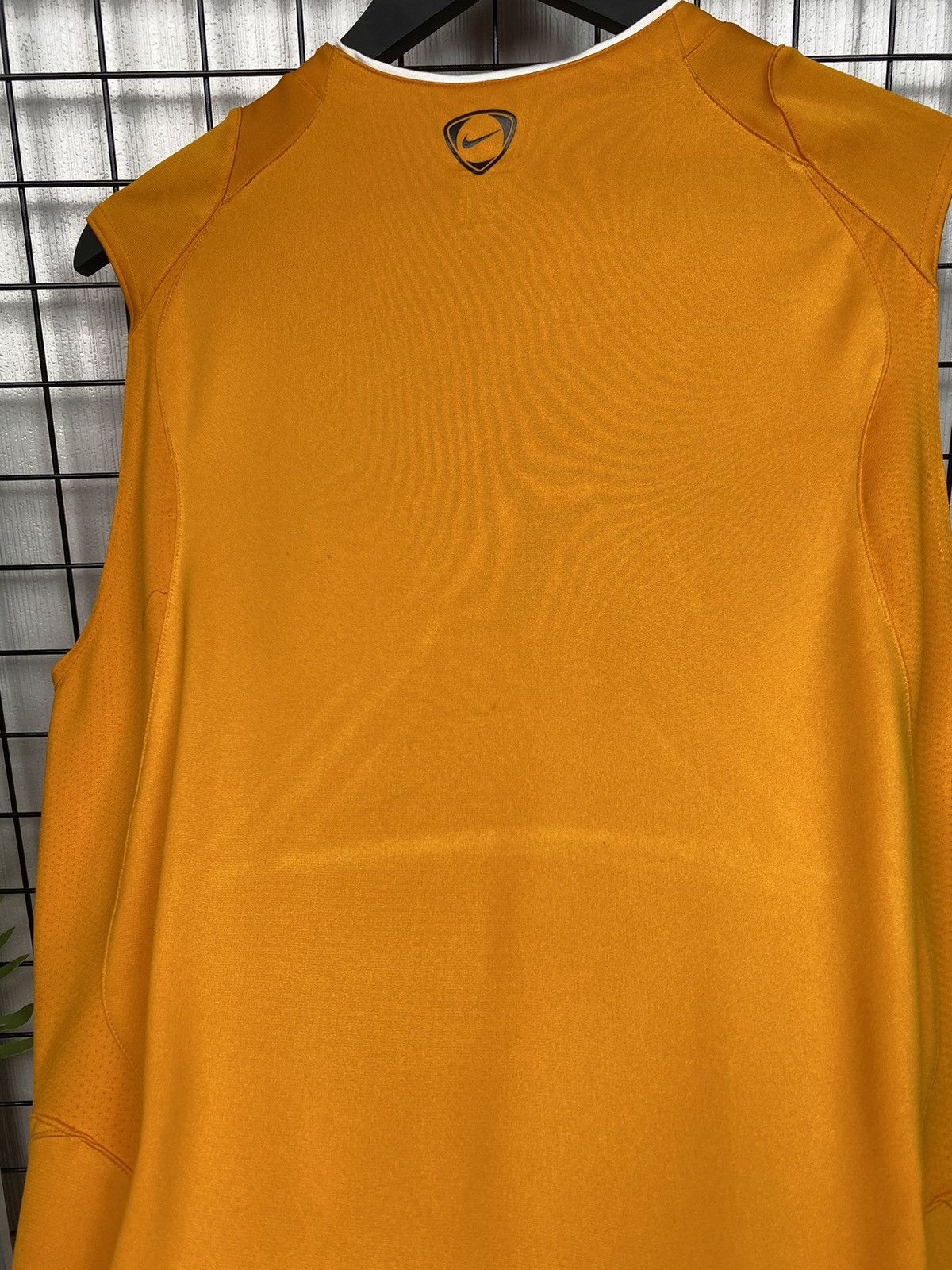 Nike Nike Mercurial vintage Tank top orange M size training Size US M / EU 48-50 / 2 - 20 Thumbnail