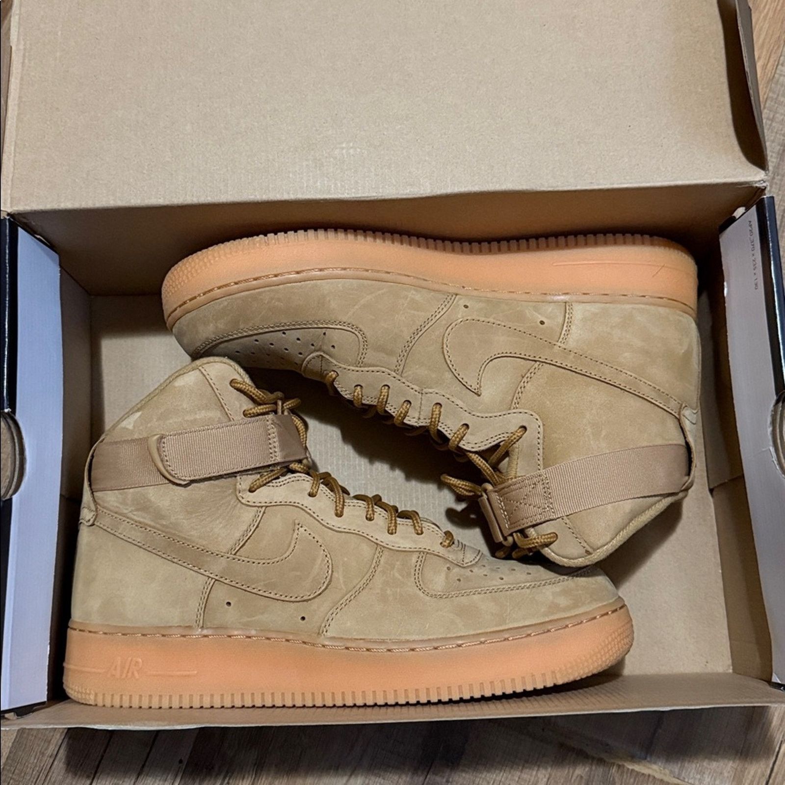 Nike 2017 Nike Air Force 1 High '07 LV8 WB 'Flax Wheat Gum' Size US 10 / EU 43 - 1 Thumbnail