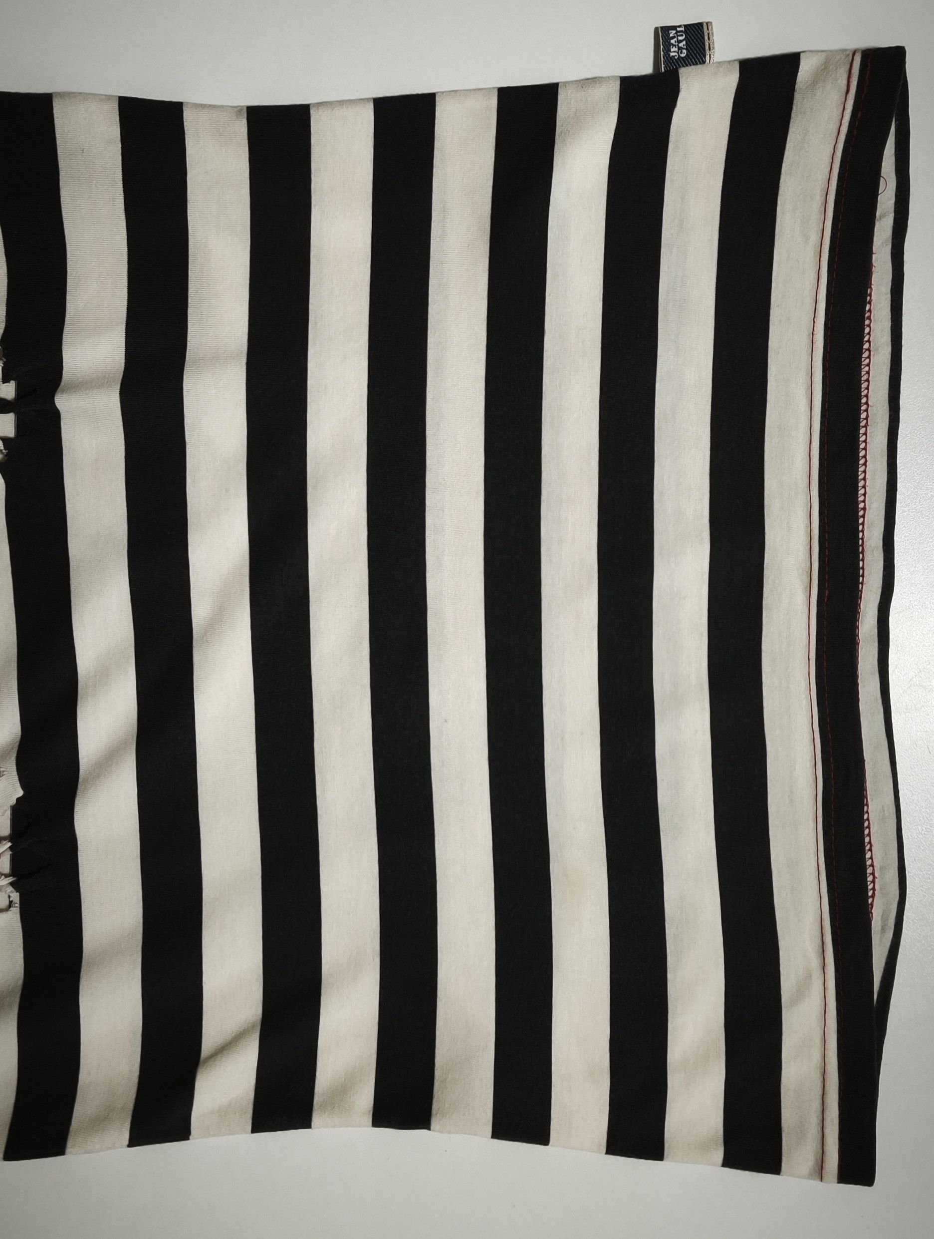 Jean Paul Gaultier Two red cord hearts top - Do you think I'm sexy? Size S / US 4 / IT 40 - 19 Thumbnail