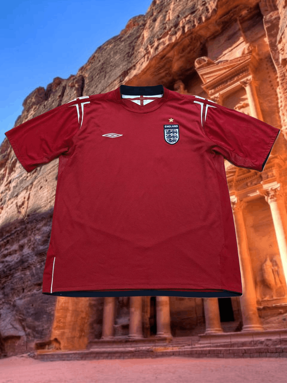 Umbro Vintage Jerseys Umbro logo football England red T-Shirt Y2K Size US XXL / EU 58 / 5 - 1 Thumbnail