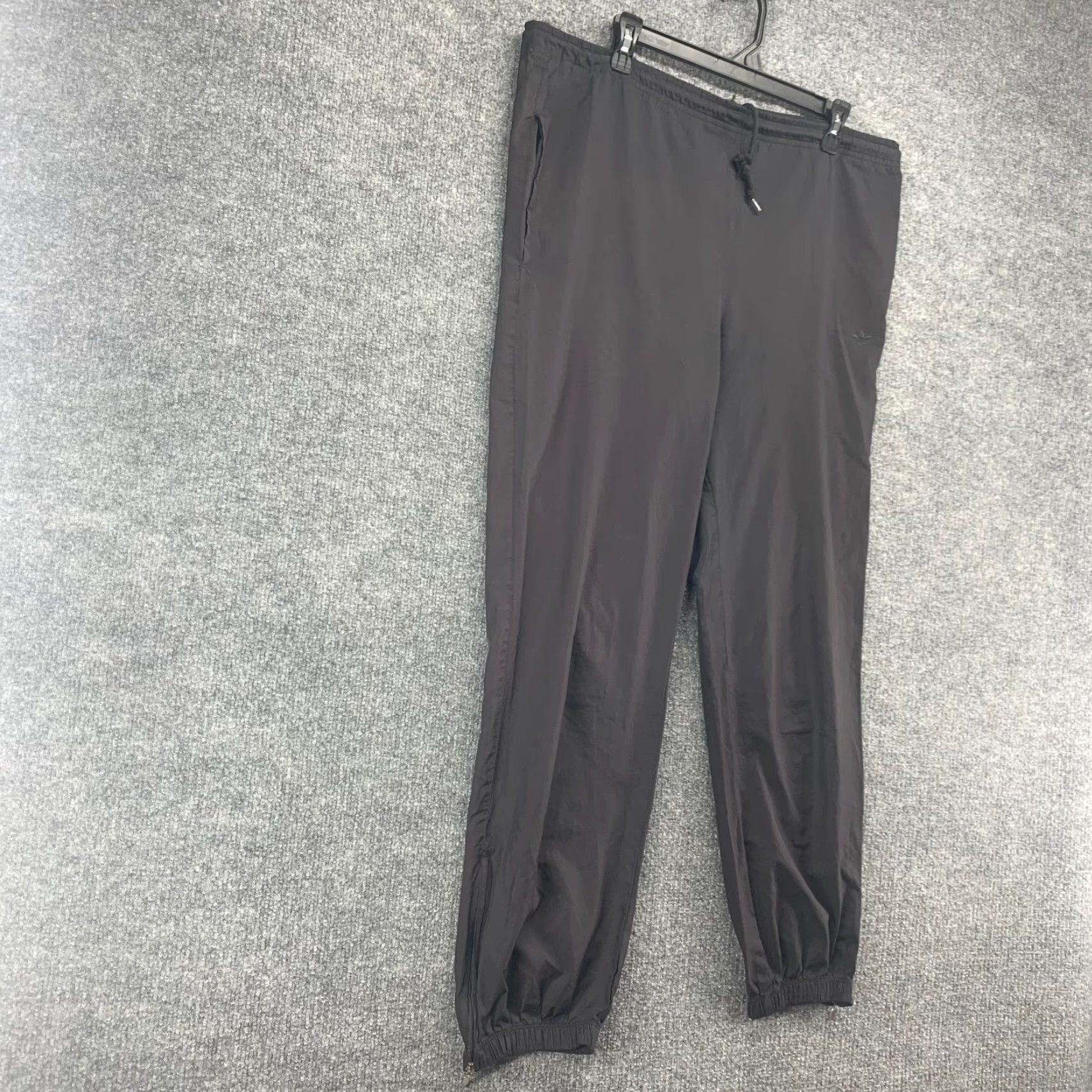 Adidas Adidas Pants Mens Medium M Gray Track Jogger Active Athletic Zip Hem Pull On Size US 39 - 6 Thumbnail