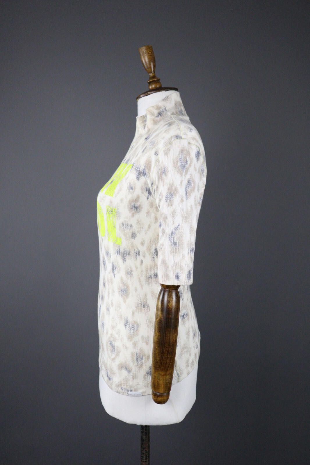 Designer Marc Cain Sports Stay Cool Casual Shirt Pullover Top Size S Size S / US 4 / IT 40 - 5 Thumbnail