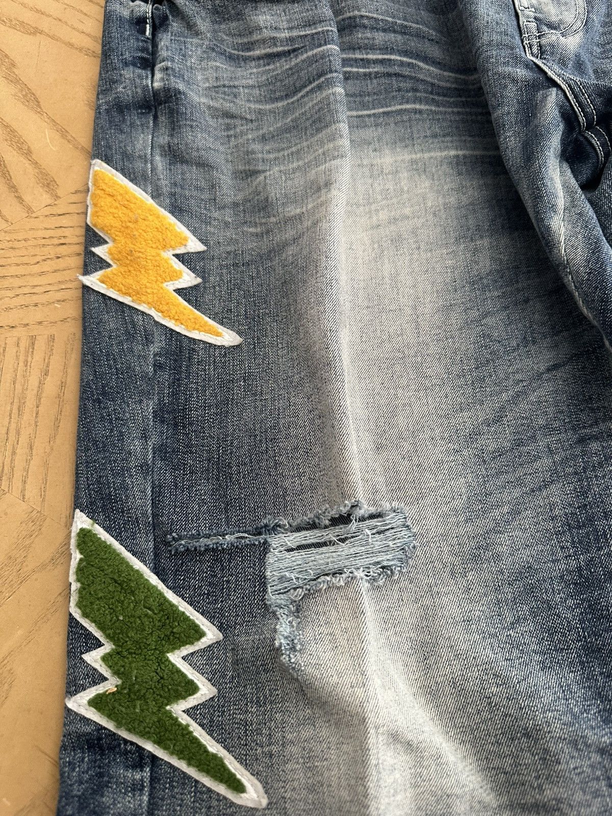 Born Fly Bornfly men's jeans featuring a distressed blue Size US 42 / EU 58 - 6 Thumbnail