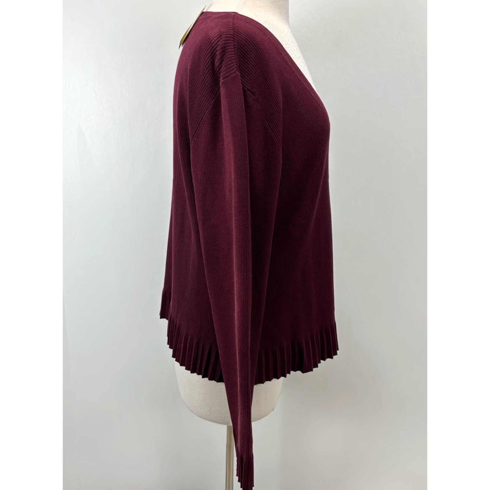 Coldwater Creek VINTAGE Coldwater Creek Cardigan Sweater Women XL Burgundy Silk Blend Pleated Trim V-Neck Long Sleeve Knit Cardigan Womens Size XL Size XL / US 12-14 / IT 48-50 - 4 Thumbnail