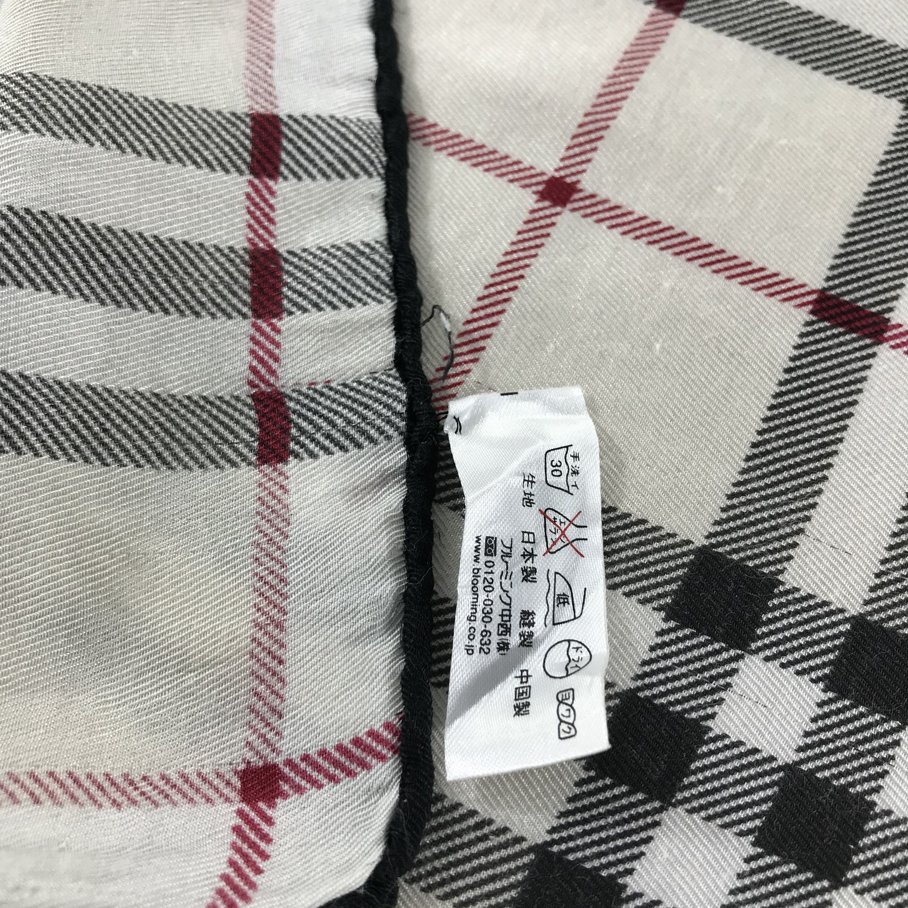 Burberry Burberry Nova Check Handkerchief Neckerchief Bandana H806 Size ONE SIZE - 7 Thumbnail