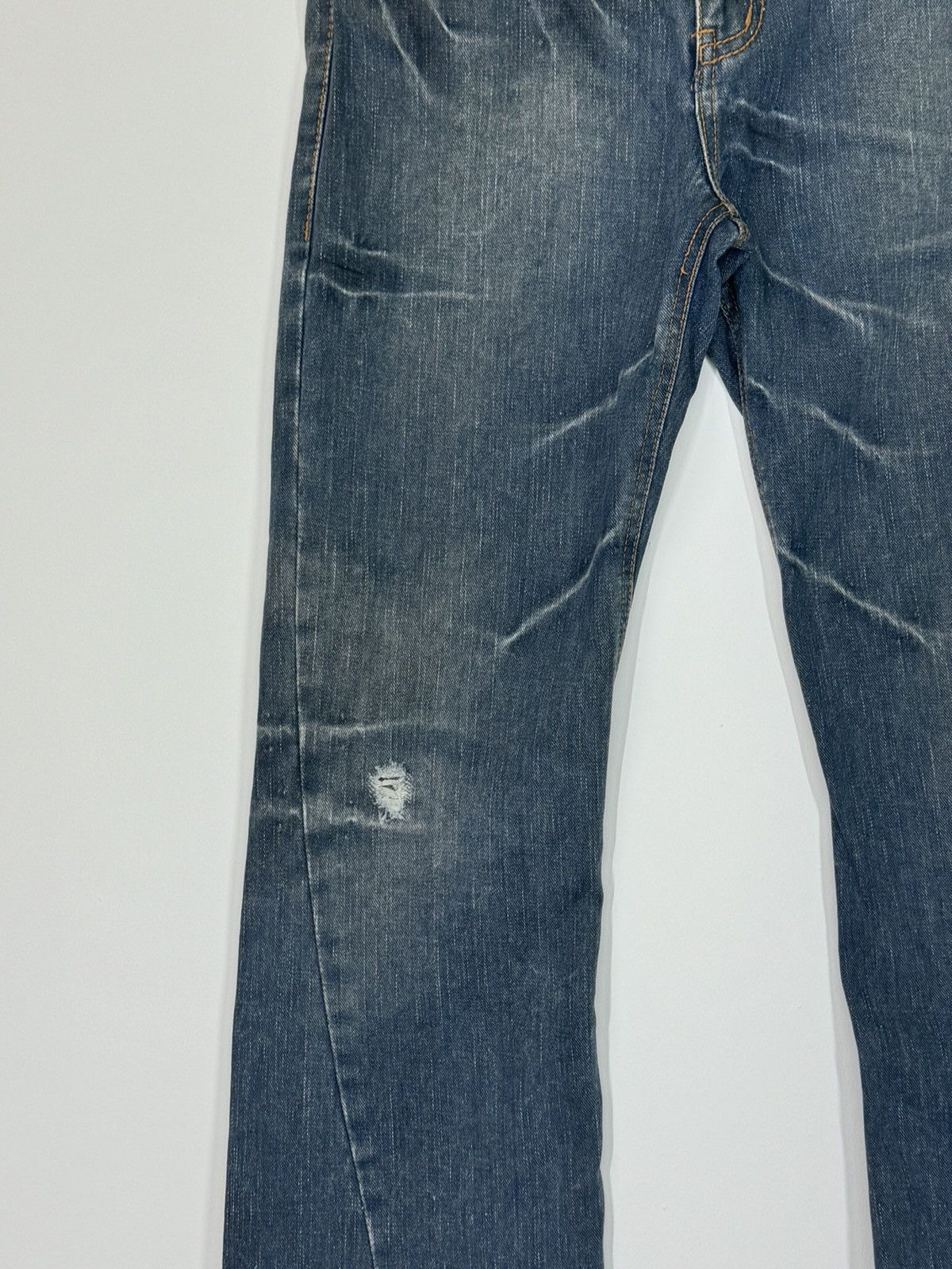 If Six Was Nine FLARE TWIST LEG NYLAUS THUNDER⚡️DISTRESSED JEANS Size US 32 / EU 48 - 7 Thumbnail