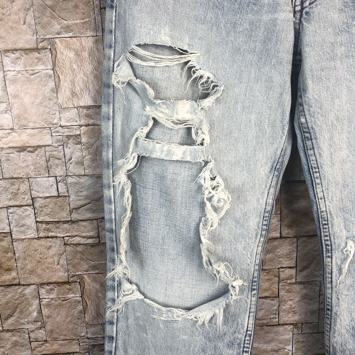 Levi's Levis vintage ripped Distressed Denim Pants #A61 Size US 26 / EU 42 - 8 Thumbnail