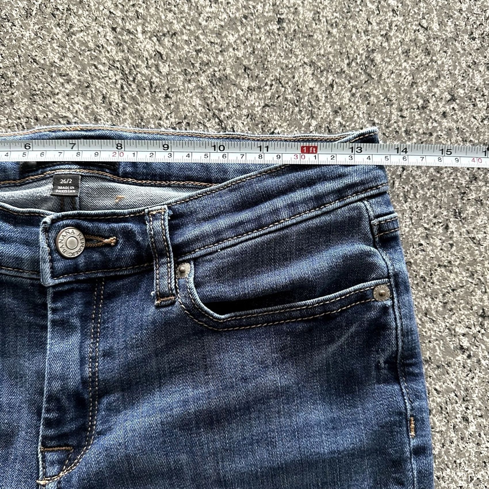 Banana Republic Banana Republic Jeans Skinny Blue Medium Wash Stretch Denim Womens Size 2 Slim Rise Mid Inseam 27.5 Size 27" / US 4 / IT 40 - 7 Thumbnail