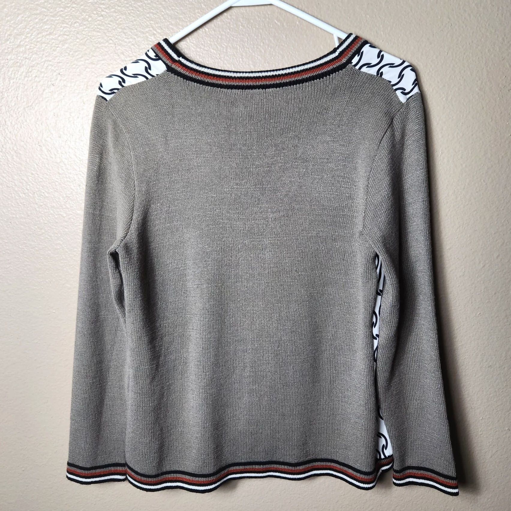 Vintage Elaris Satin Patterned Front Mixed Media Vneck Sweater Cardigan L Beige Ivory Womens Cardigan, Size L Size L / US 10 / IT 46 - 7 Thumbnail