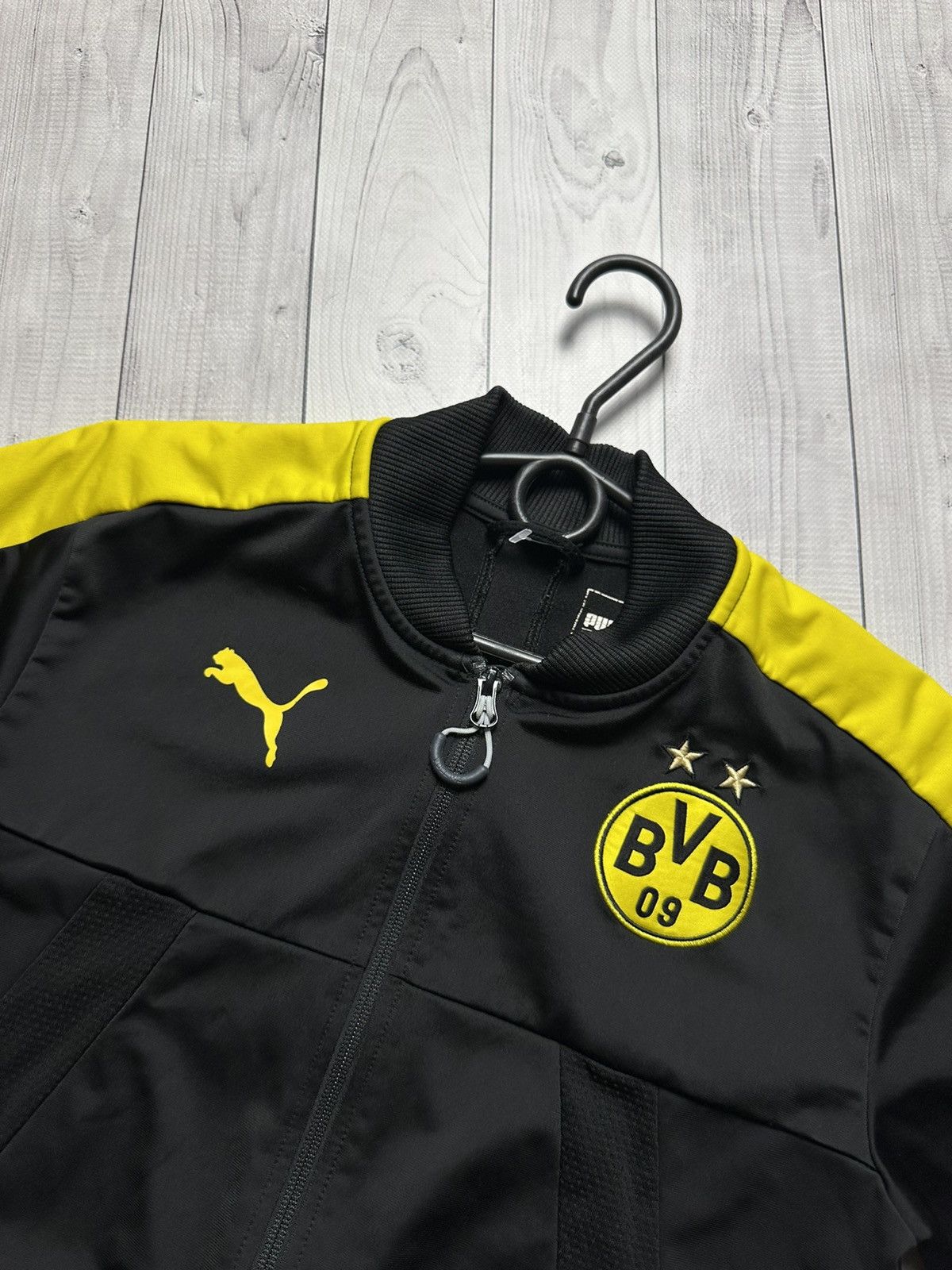 Puma × Vintage Vintage puma soccer jacket Borussia Dortmund size S Size US S / EU 44-46 / 1 - 3 Thumbnail