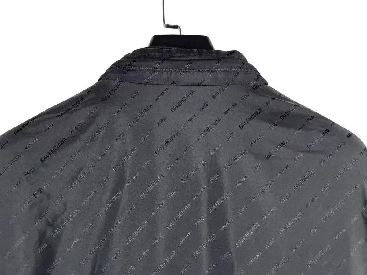 Balenciaga Balenciaga Monogram Prints Logo Hooded Jacket Size US S / EU 44-46 / 1 - 4 Thumbnail