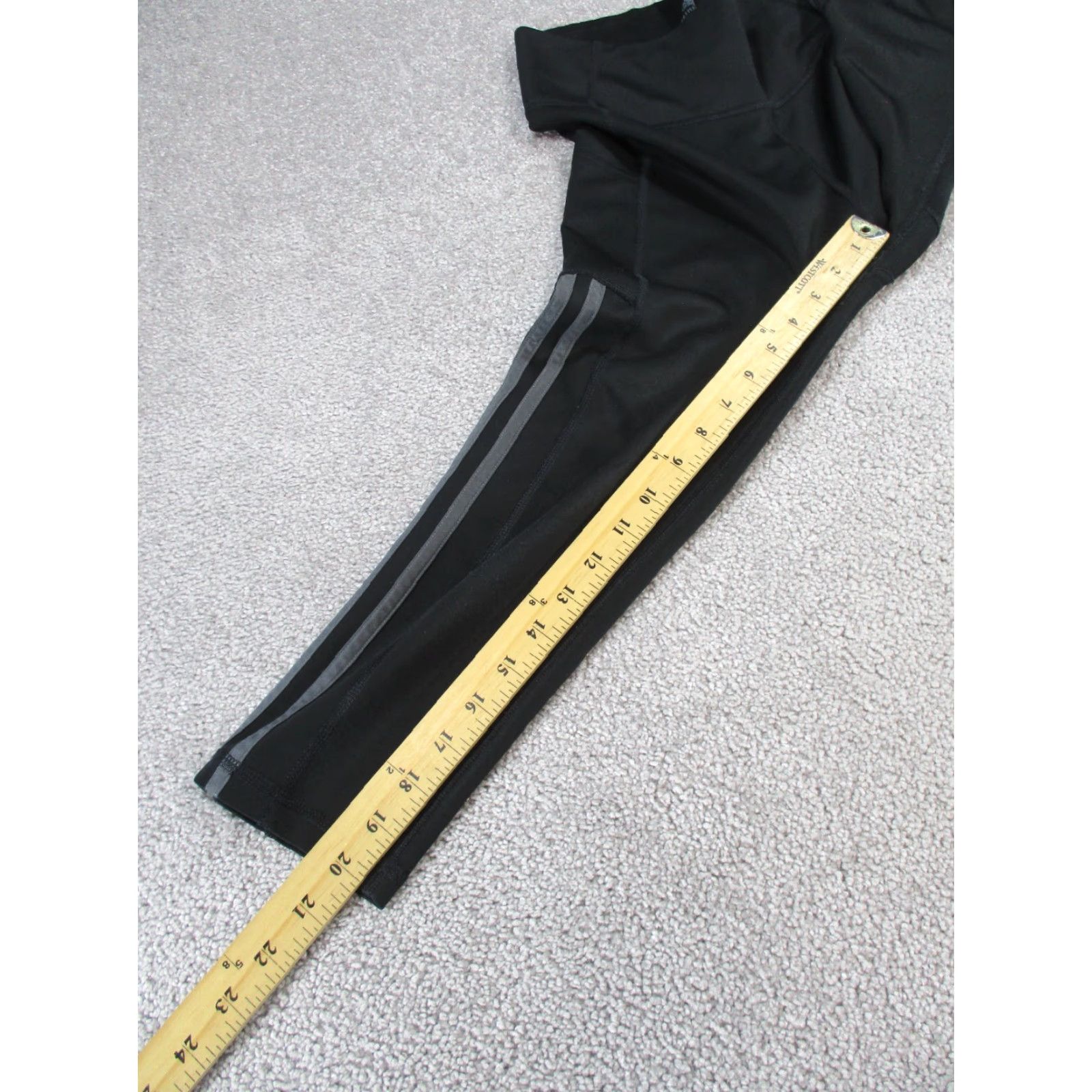 Adidas Adidas Leggings Capri Womens Small Black Grey Stripes Nike? Wait no. Sorry. Size 28" / US 6 / IT 42 - 5 Thumbnail