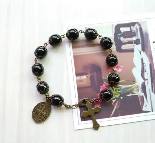 Other Black Glass Beads Cross Bracelet Size ONE SIZE - 1 Thumbnail