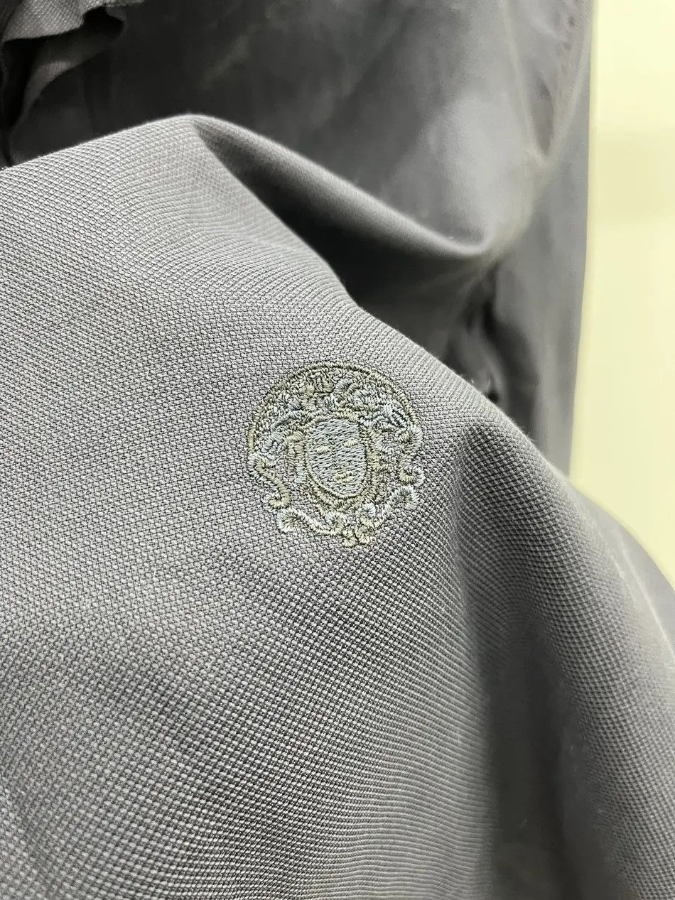 Versace Vintage Gianni Versace Medusa Embroidered Shirt Size US M / EU 48-50 / 2 - 2 Thumbnail