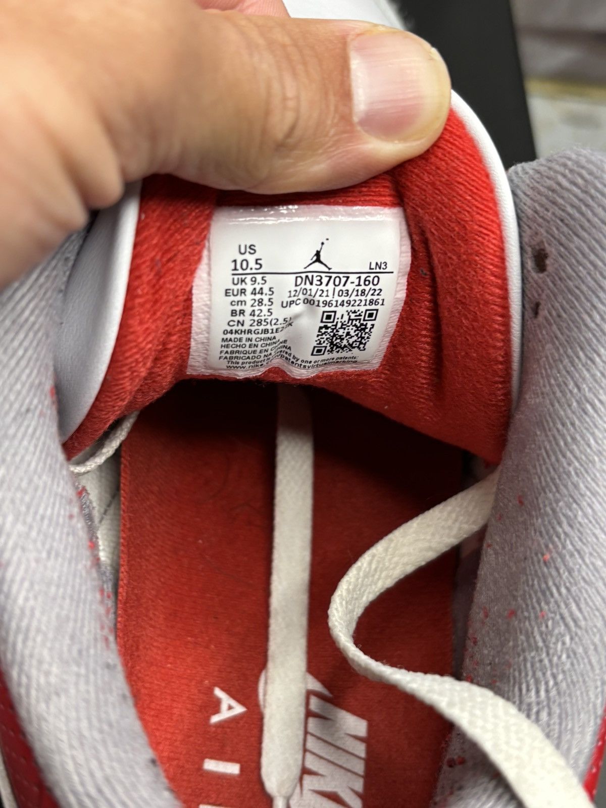 Jordan Brand Air Jordan 3 Retro Fire red Size US 10.5 / EU 43-44 - 6 Thumbnail