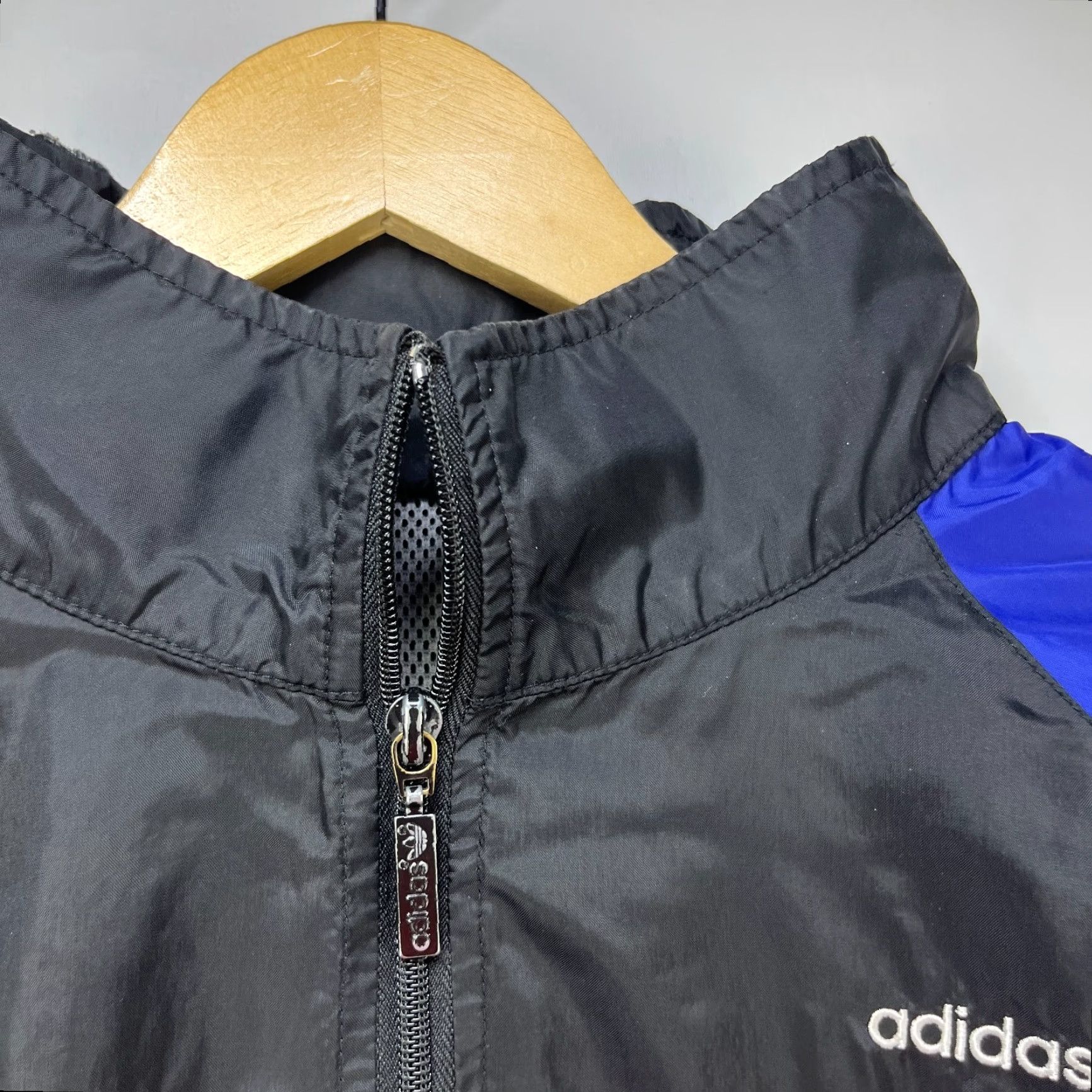Nike VINTAGE Adidas Coors Light Windbreaker Jacket XL Hooded Mens Blue Windbreaker 90s Size US XL / EU 56 / 4 - 4 Thumbnail