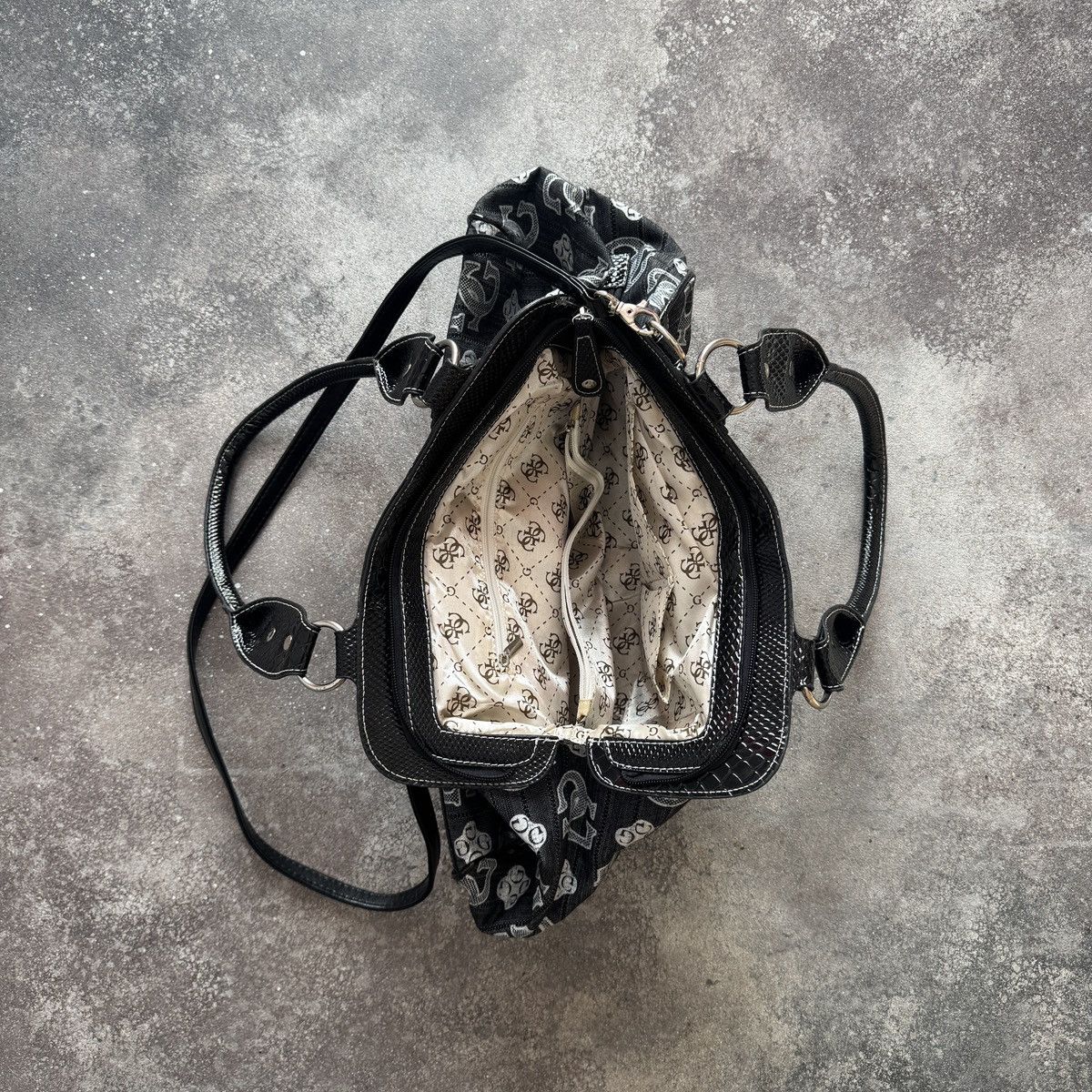 Guess Guess Y2K Vintage 2000’s Glam Monogram Shoulder Bag Size ONE SIZE - 10 Thumbnail