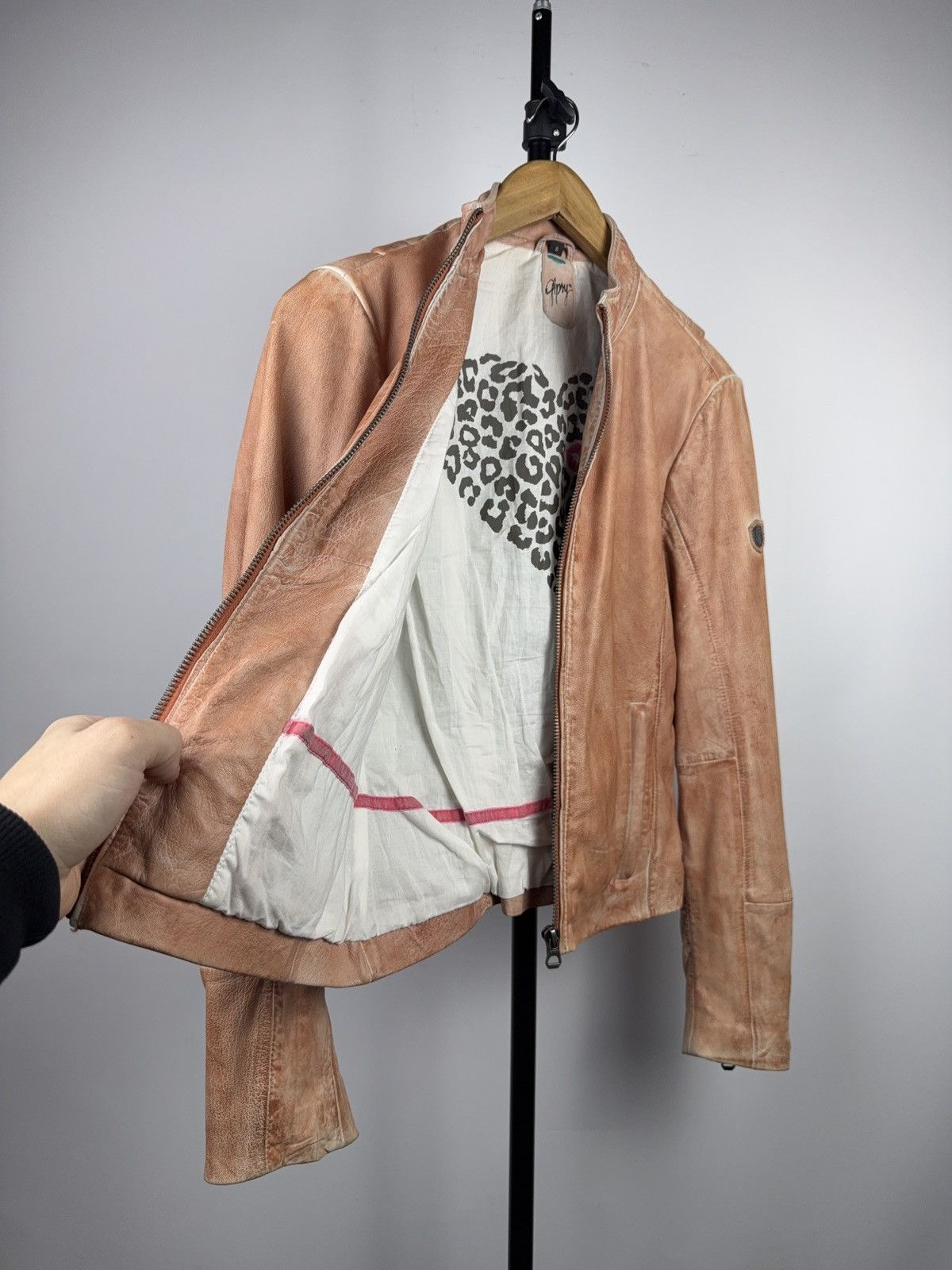 Genuine Leather Vintage 90s Gipsy Avant Garde Leather Biker MOTO Y2K Jacket Size S / US 4 / IT 40 - 9 Thumbnail
