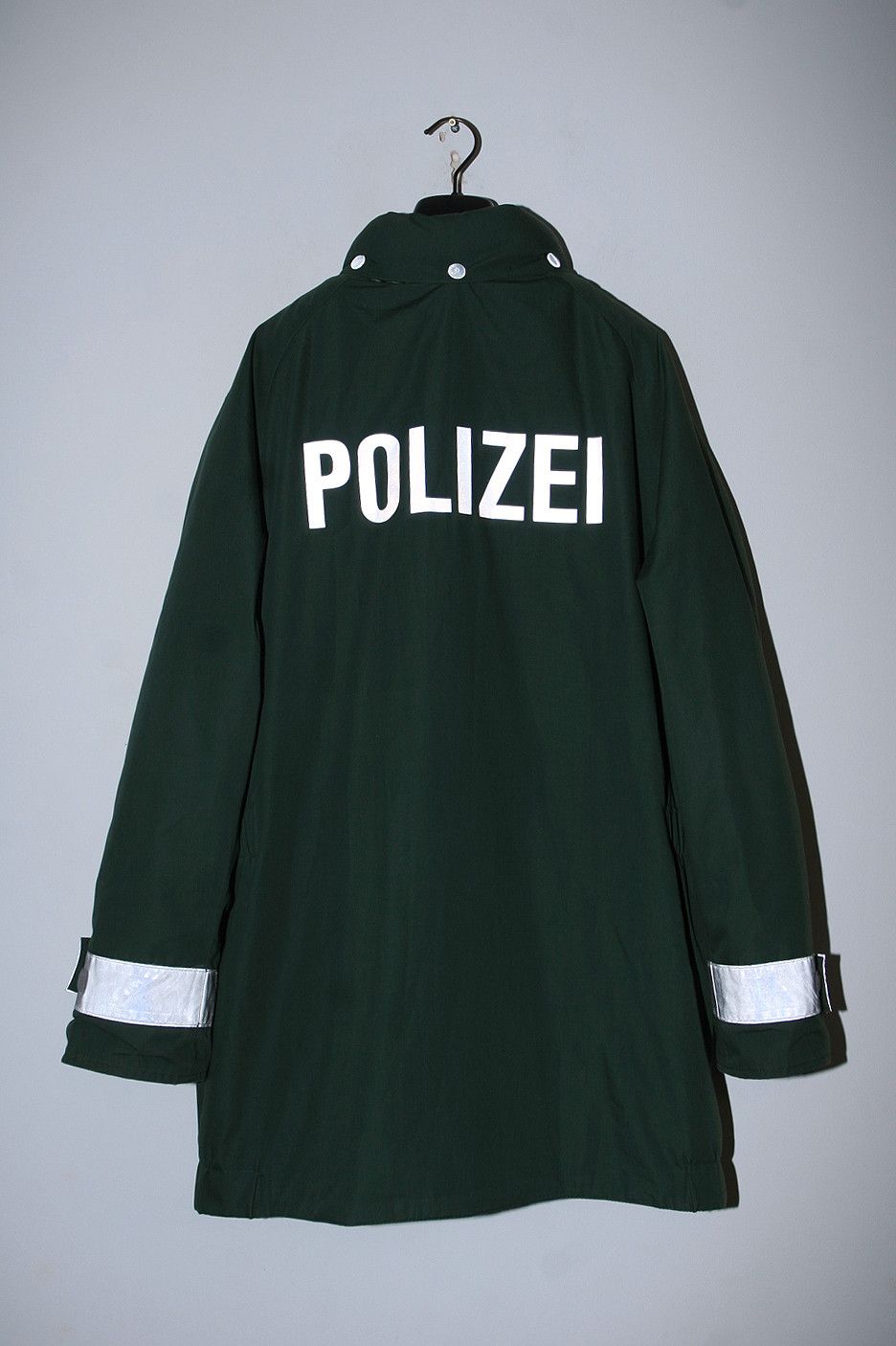 Vintage Vintage German Polizei Green Gore-tex Jacket Coat Size US M / EU 48-50 / 2 - 2 Thumbnail