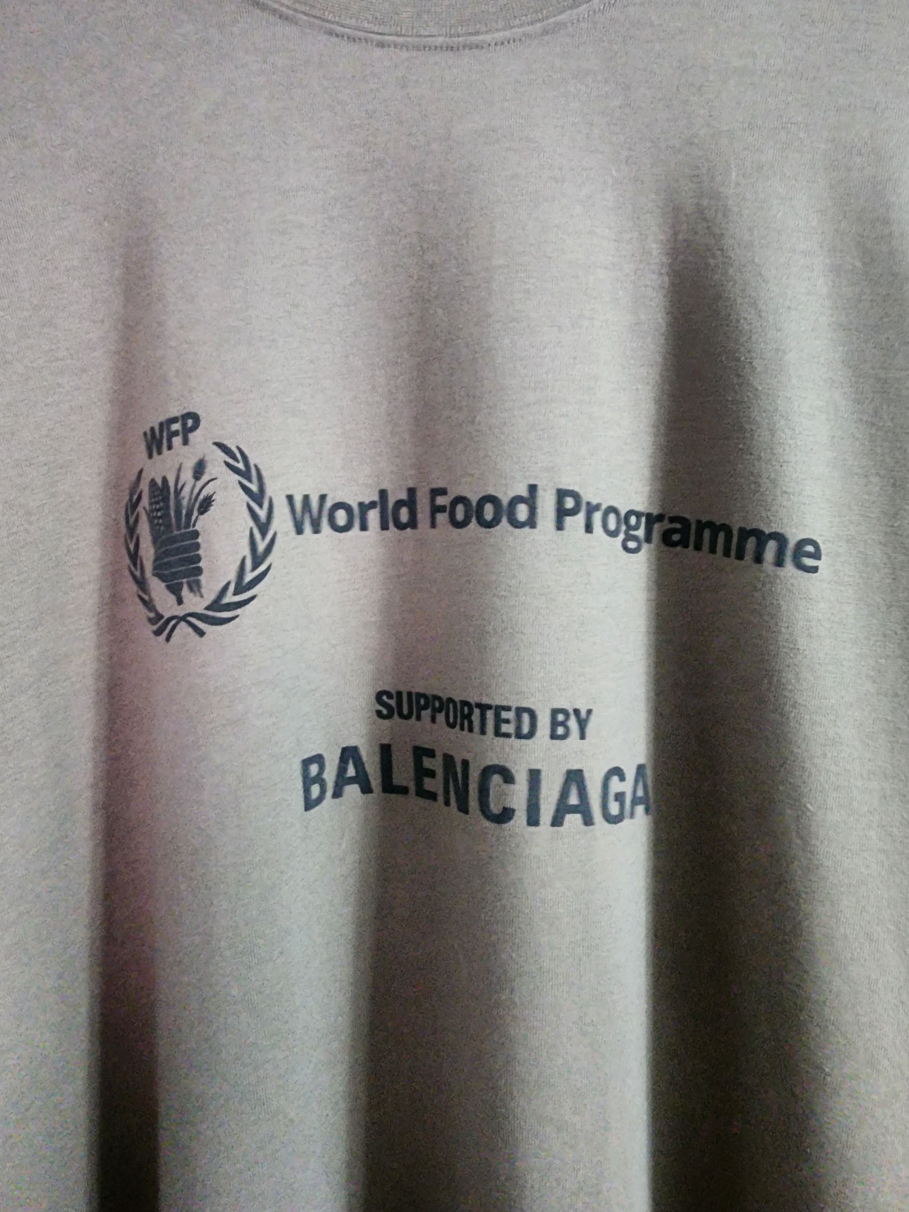 Balenciaga World Food Programme Double Sleeve T-Shirt Size US M / EU 48-50 / 2 - 3 Thumbnail
