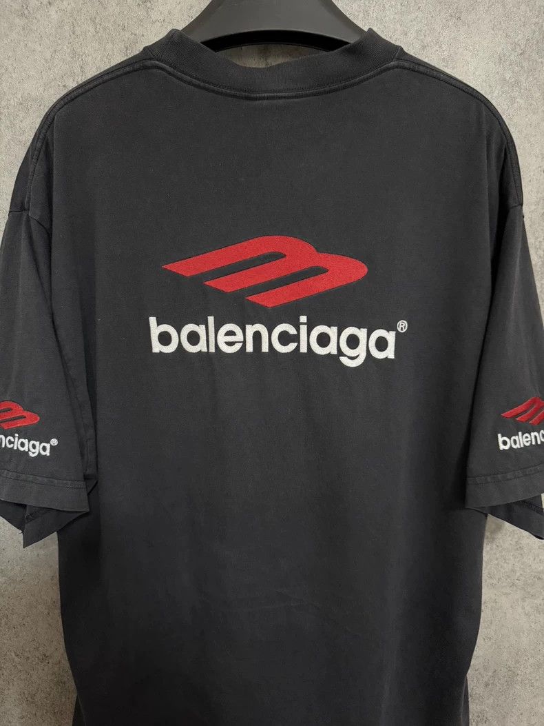 Balenciaga Balenciaga Black and Red Embroidered Logo 3B Short Sleeve Size US XS / EU 42 / 0 - 8 Thumbnail